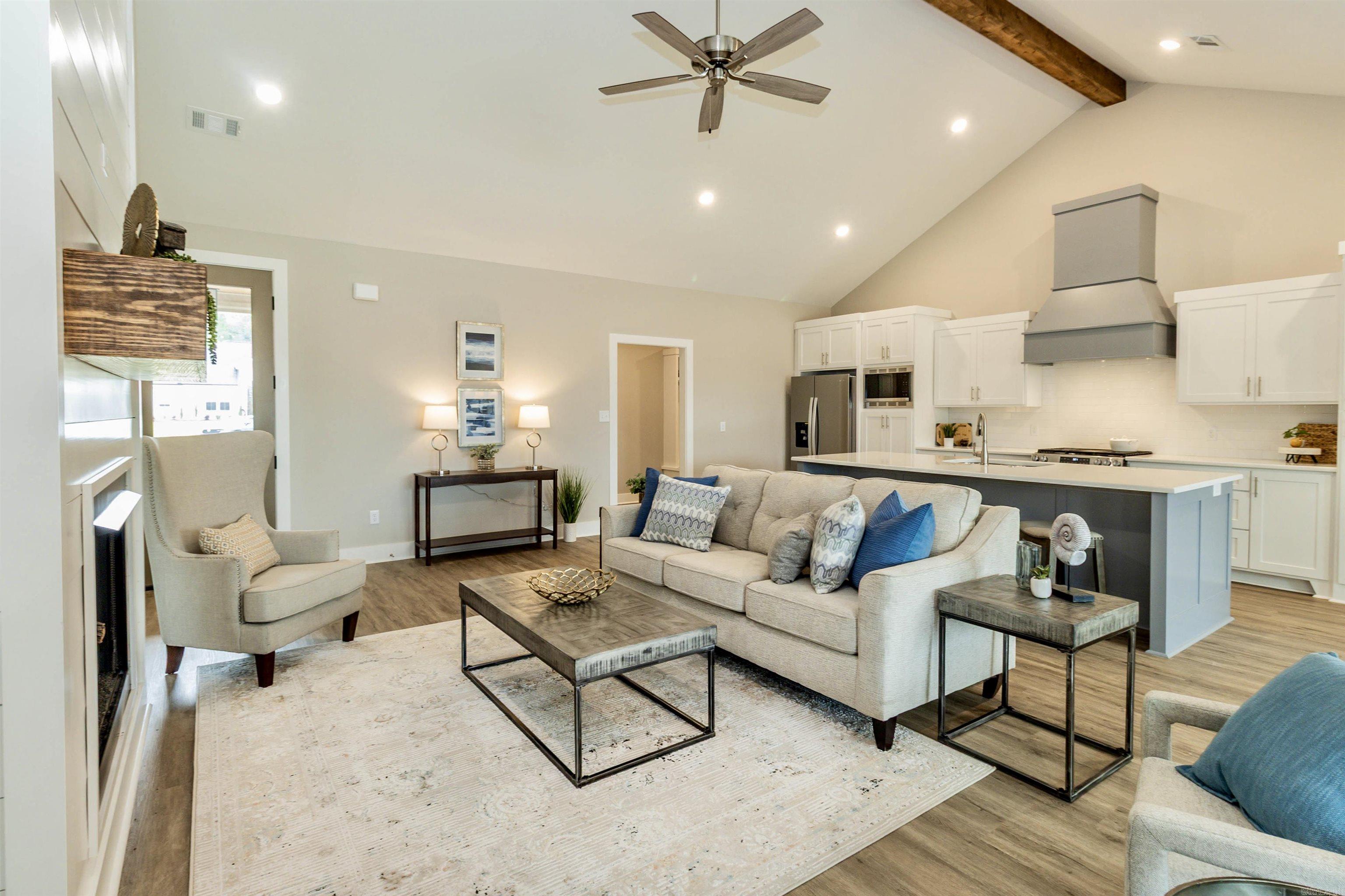 5016 Skilling Cove Benton, AR 72019