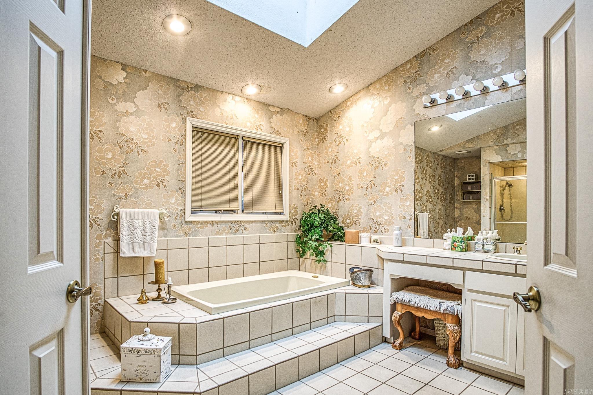 20  Fabulosa  Hot Springs Village, AR