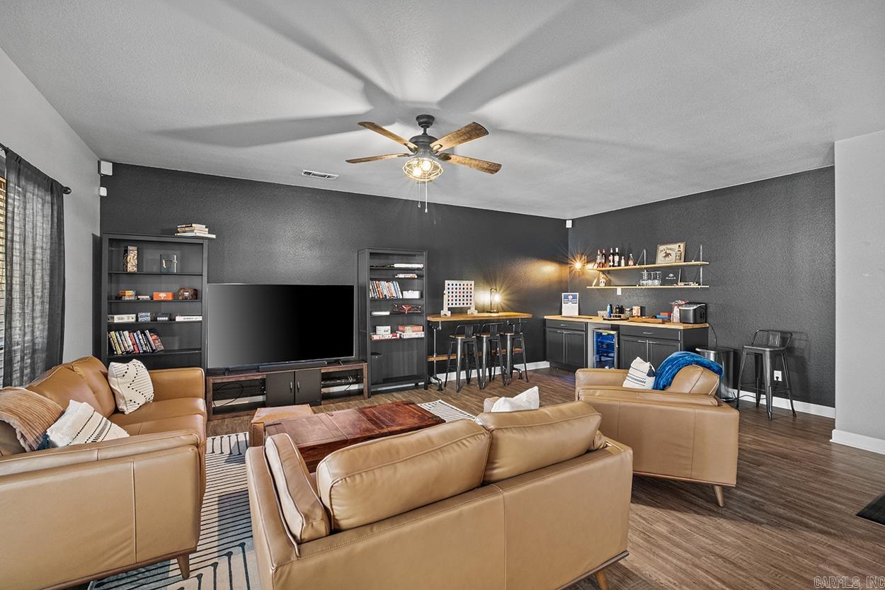 303 W Woodruff  Sherwood, AR