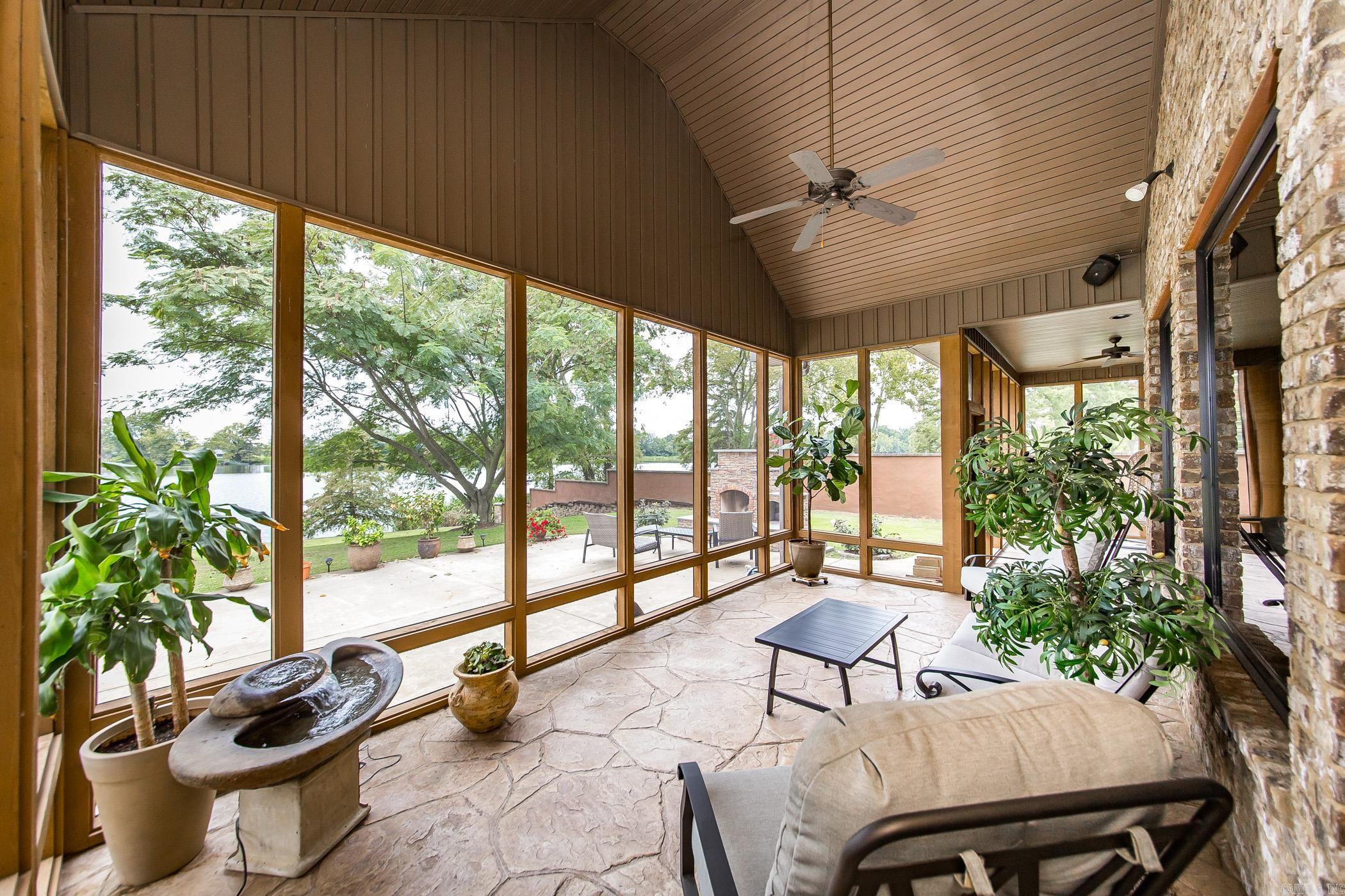 9905  HIGHWAY 161 S  Scott, AR
