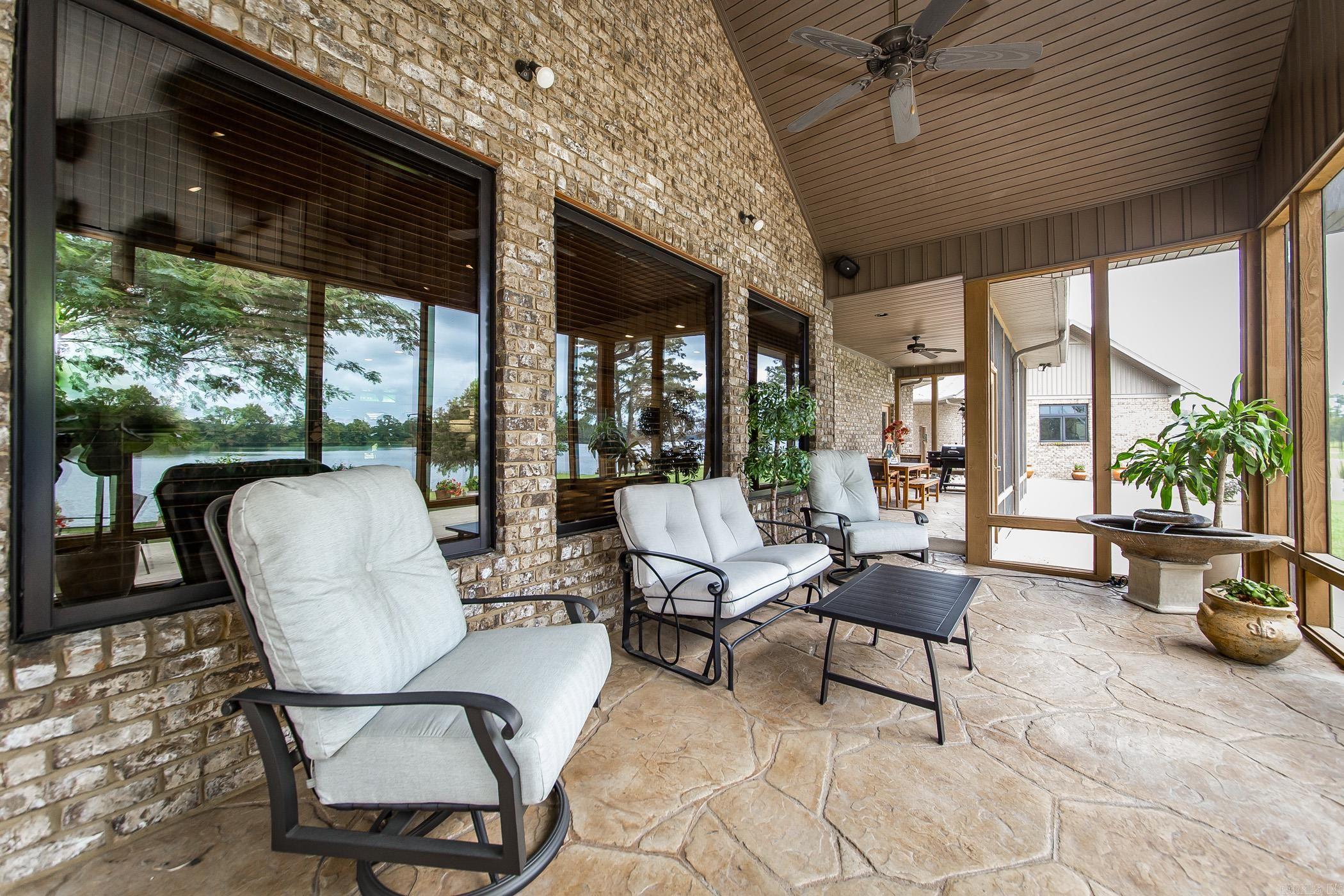 9905  HIGHWAY 161 S  Scott, AR