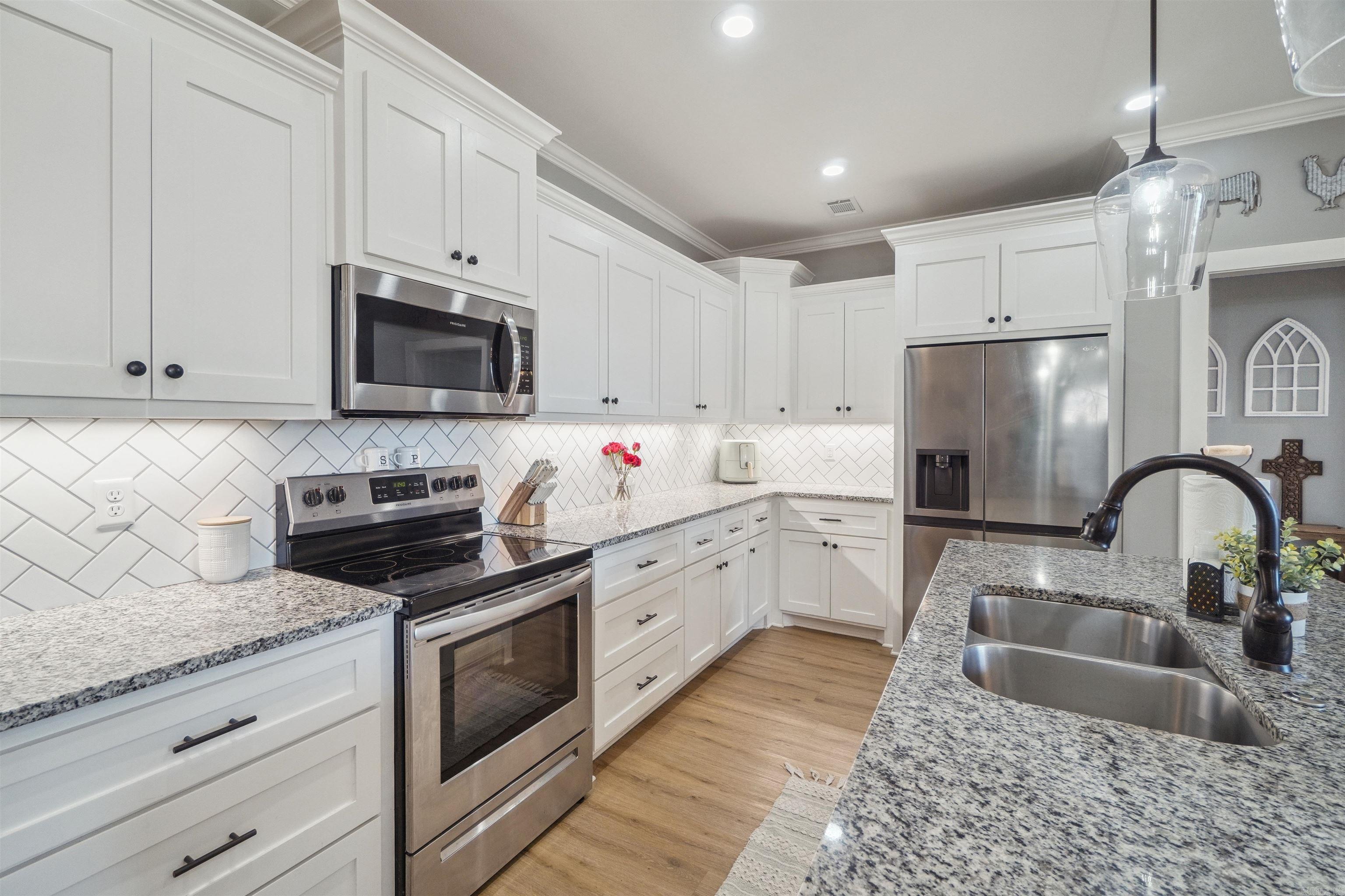 28 Clover Leaf Lane Greenbrier, AR 72058