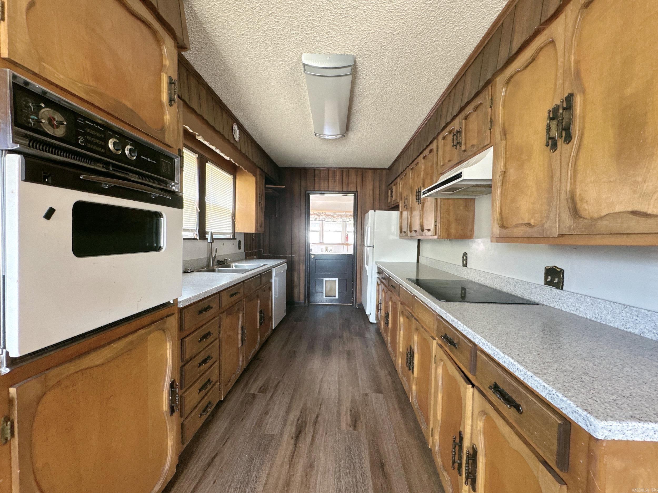 616 E Broadway  Glenwood, AR