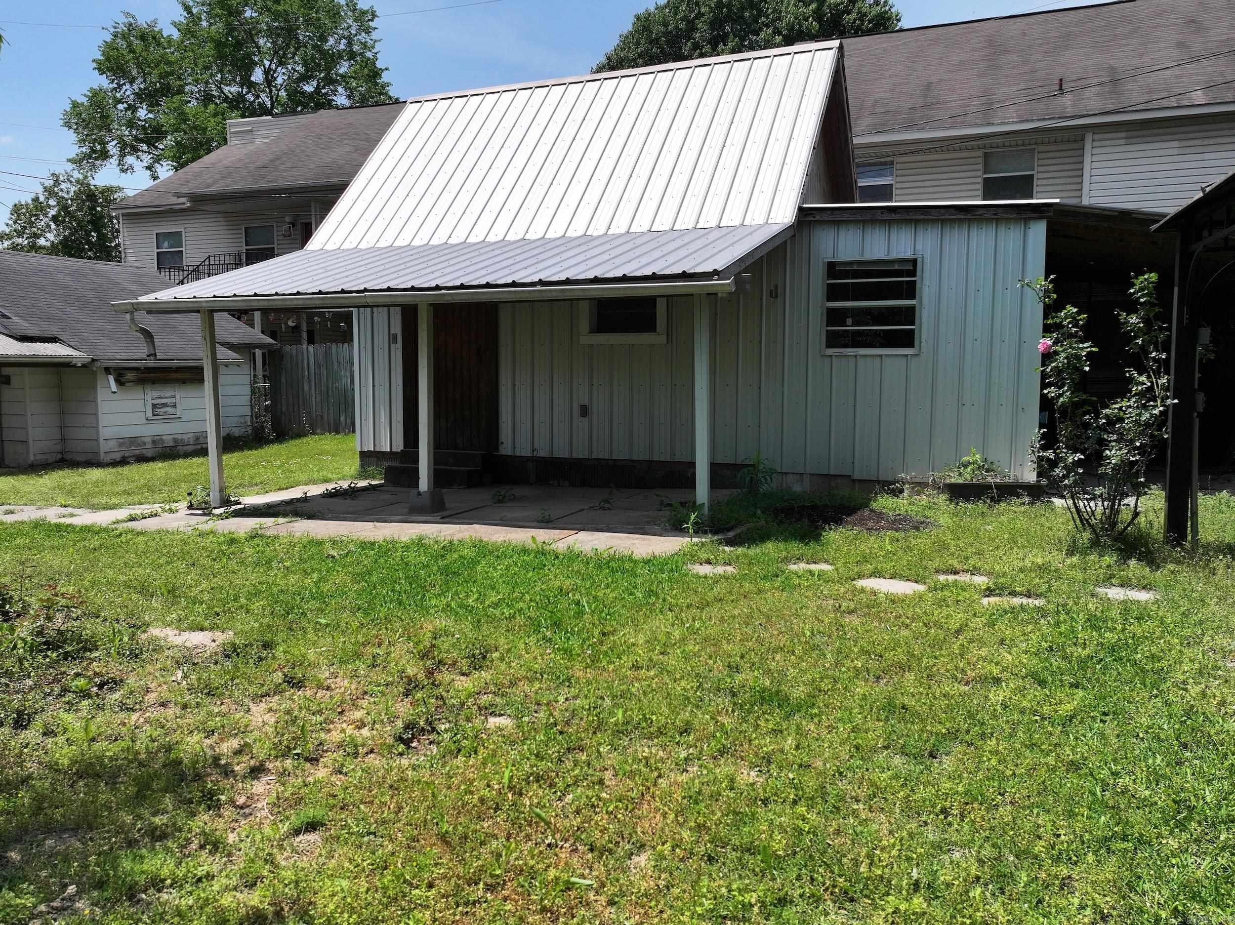 616 E Broadway  Glenwood, AR