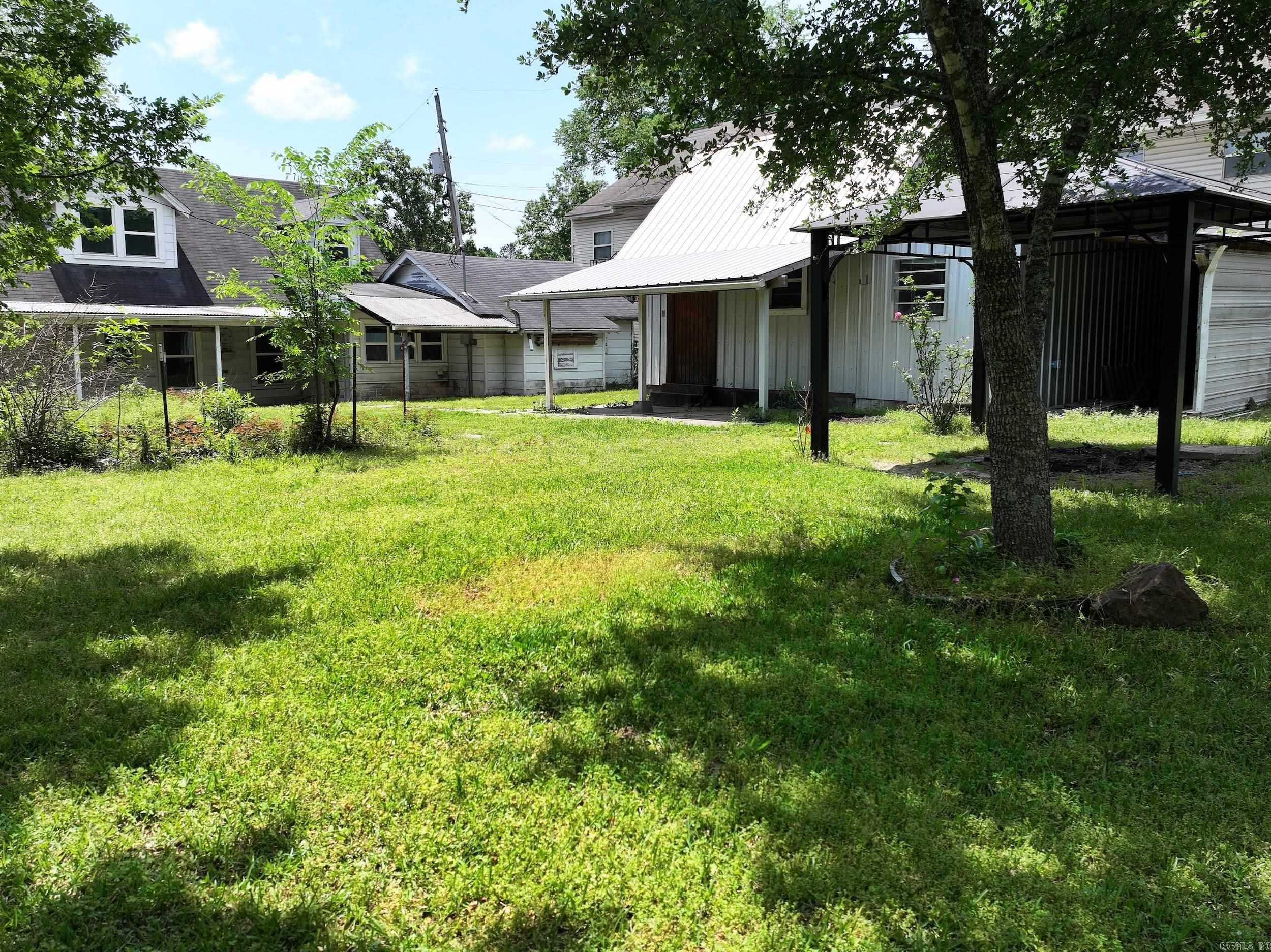 616 E Broadway  Glenwood, AR