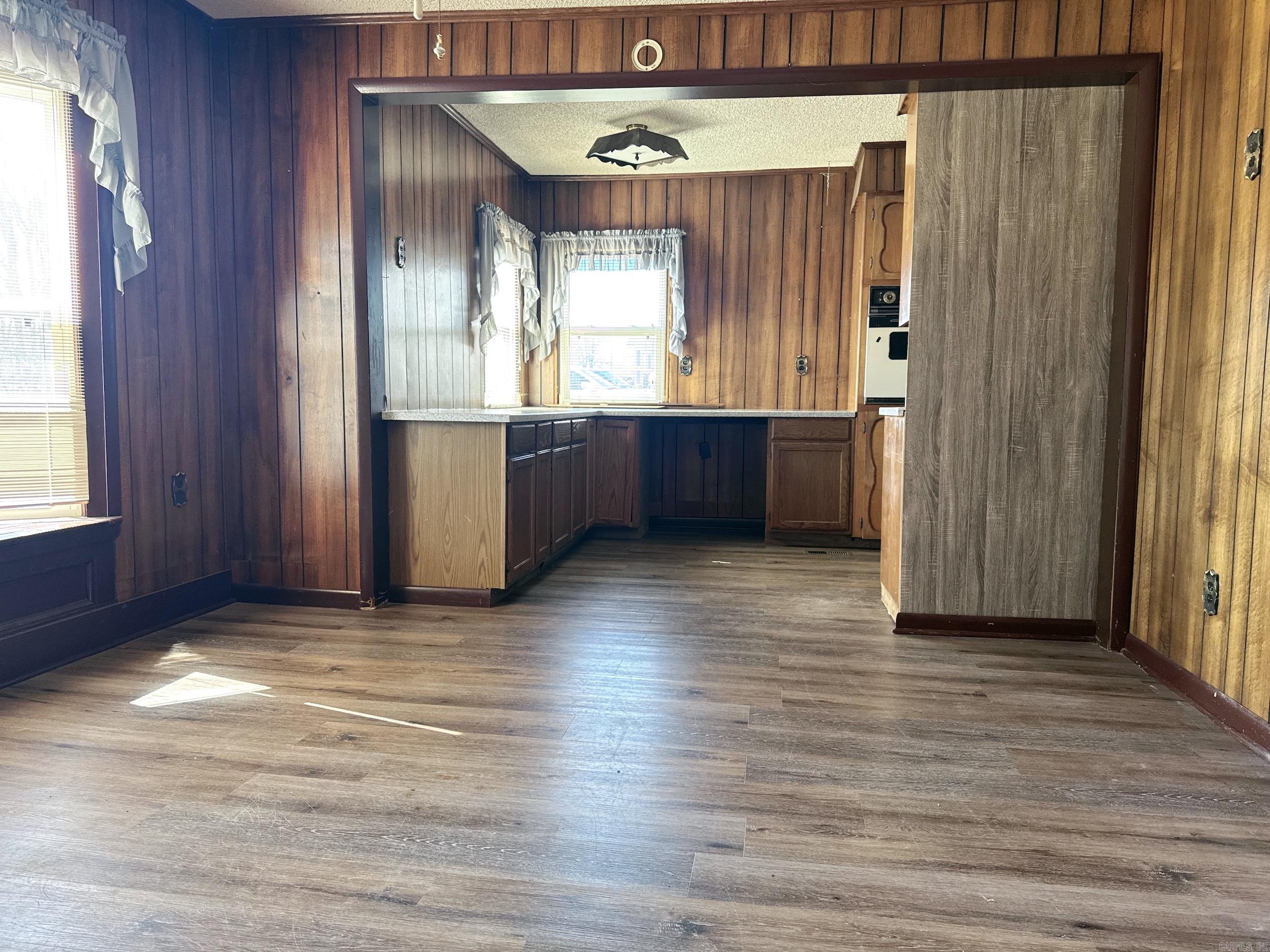 616 E Broadway  Glenwood, AR