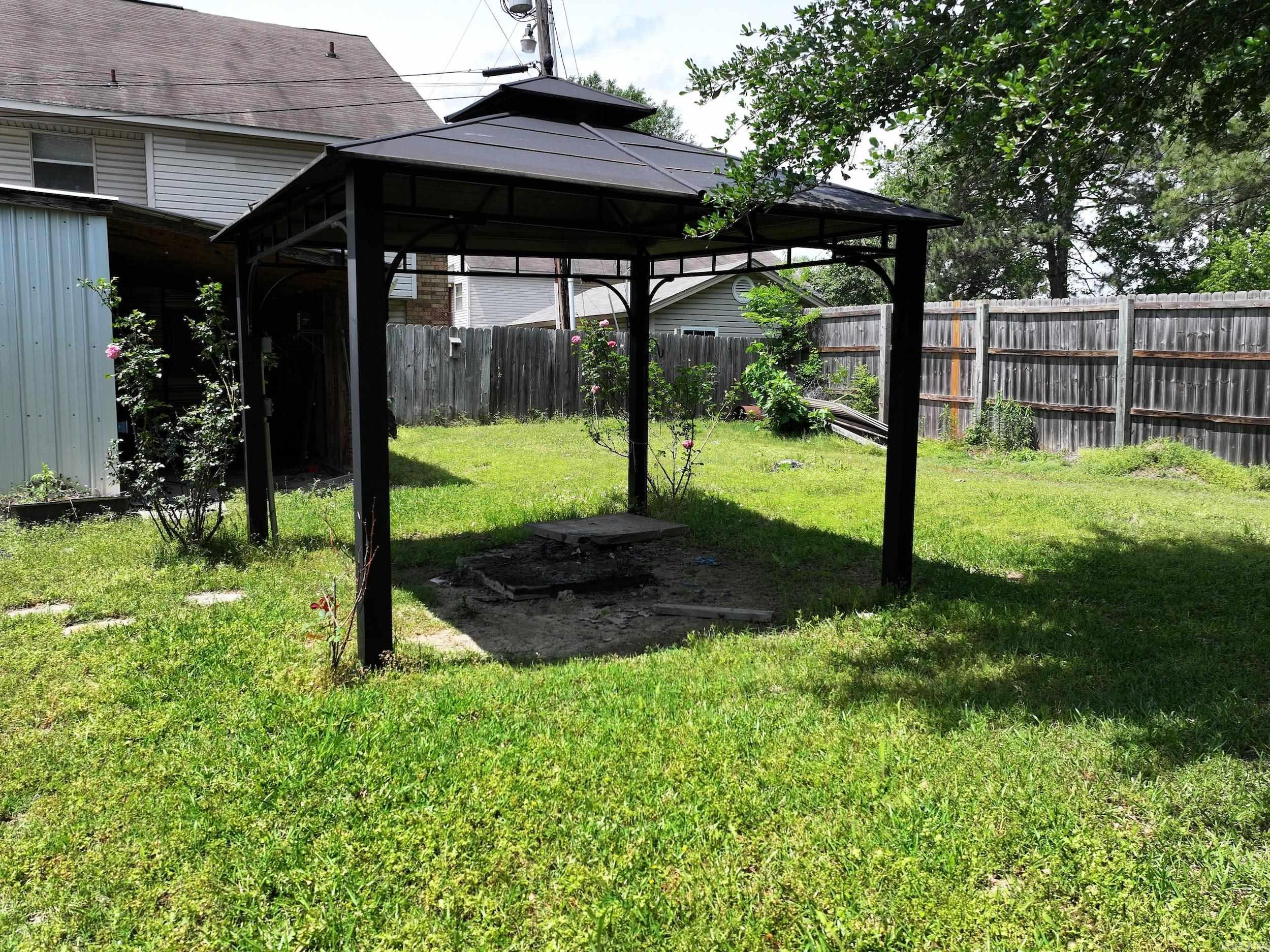 616 E Broadway  Glenwood, AR