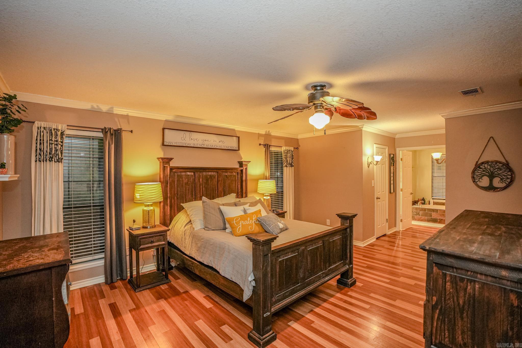 6301  Pecan Cove  Texarkana, TX