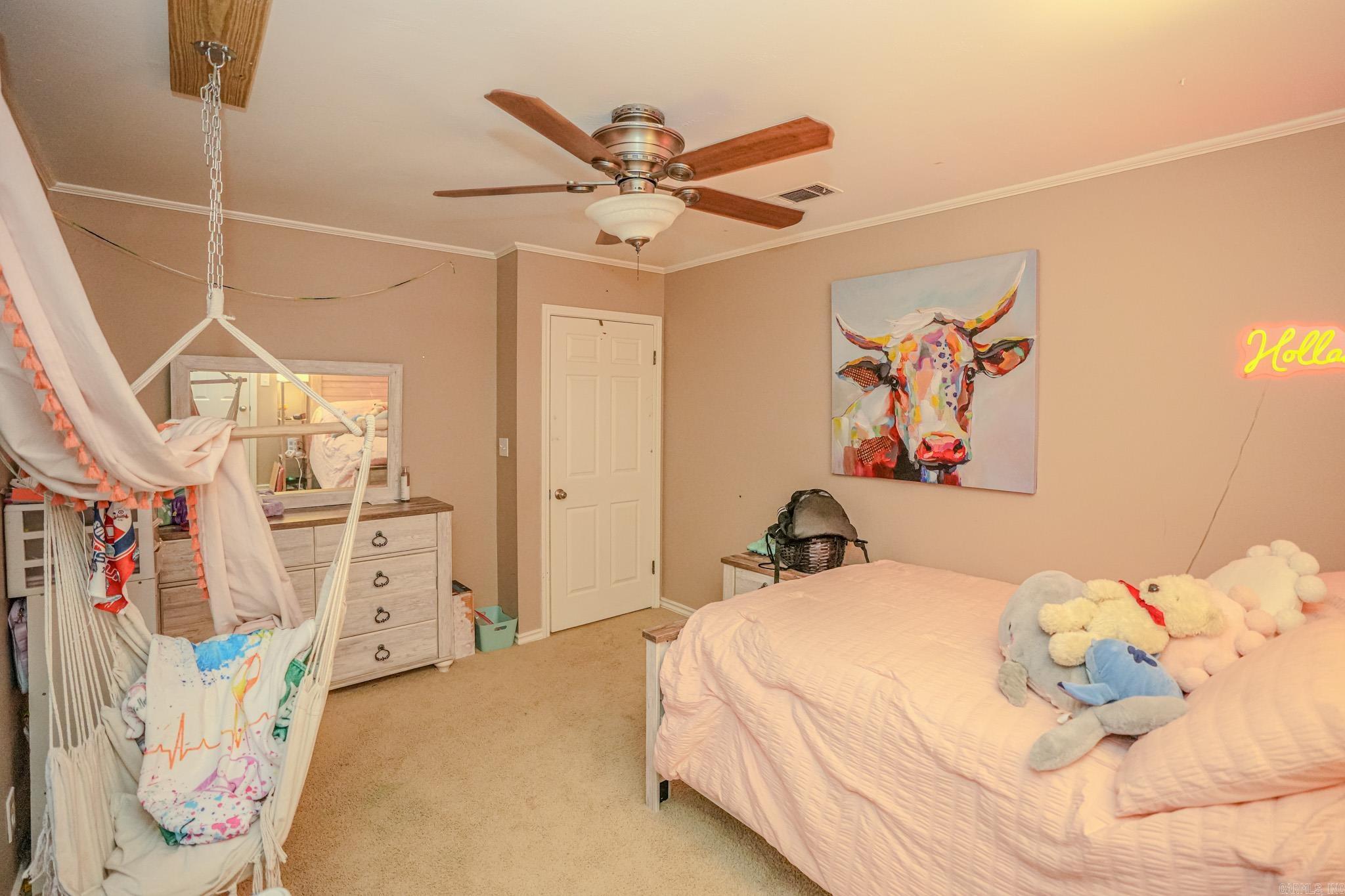 6301  Pecan Cove  Texarkana, TX