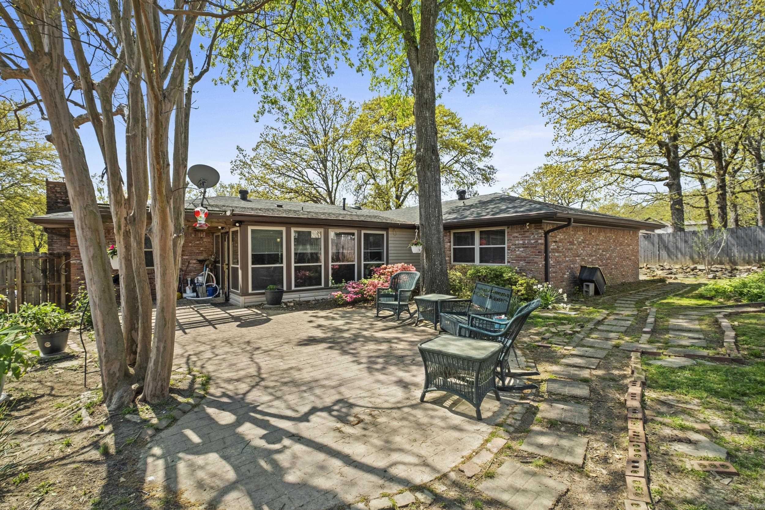 1809  War Eagle  North Little Rock, AR