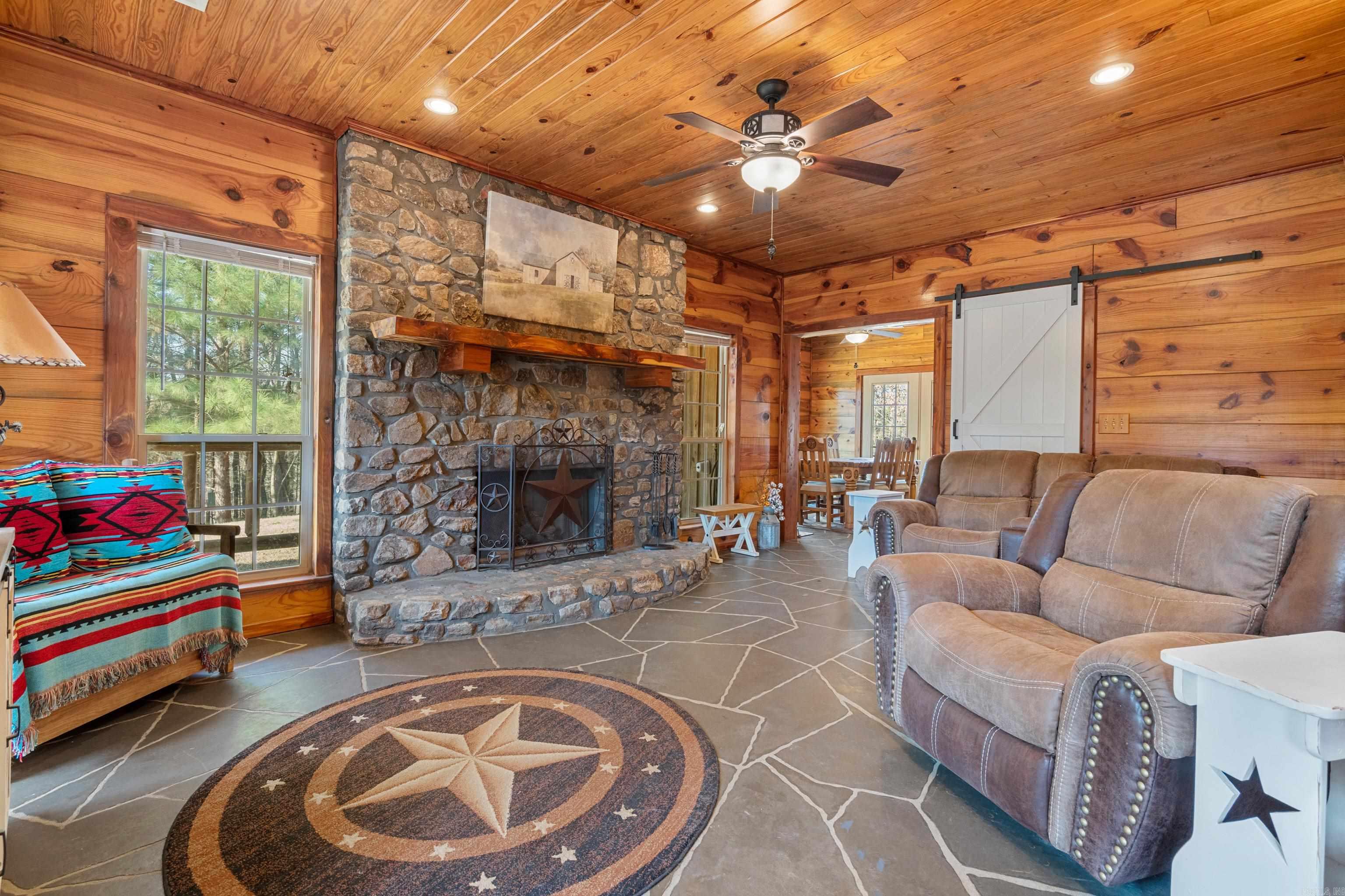 646  School  Amity, AR