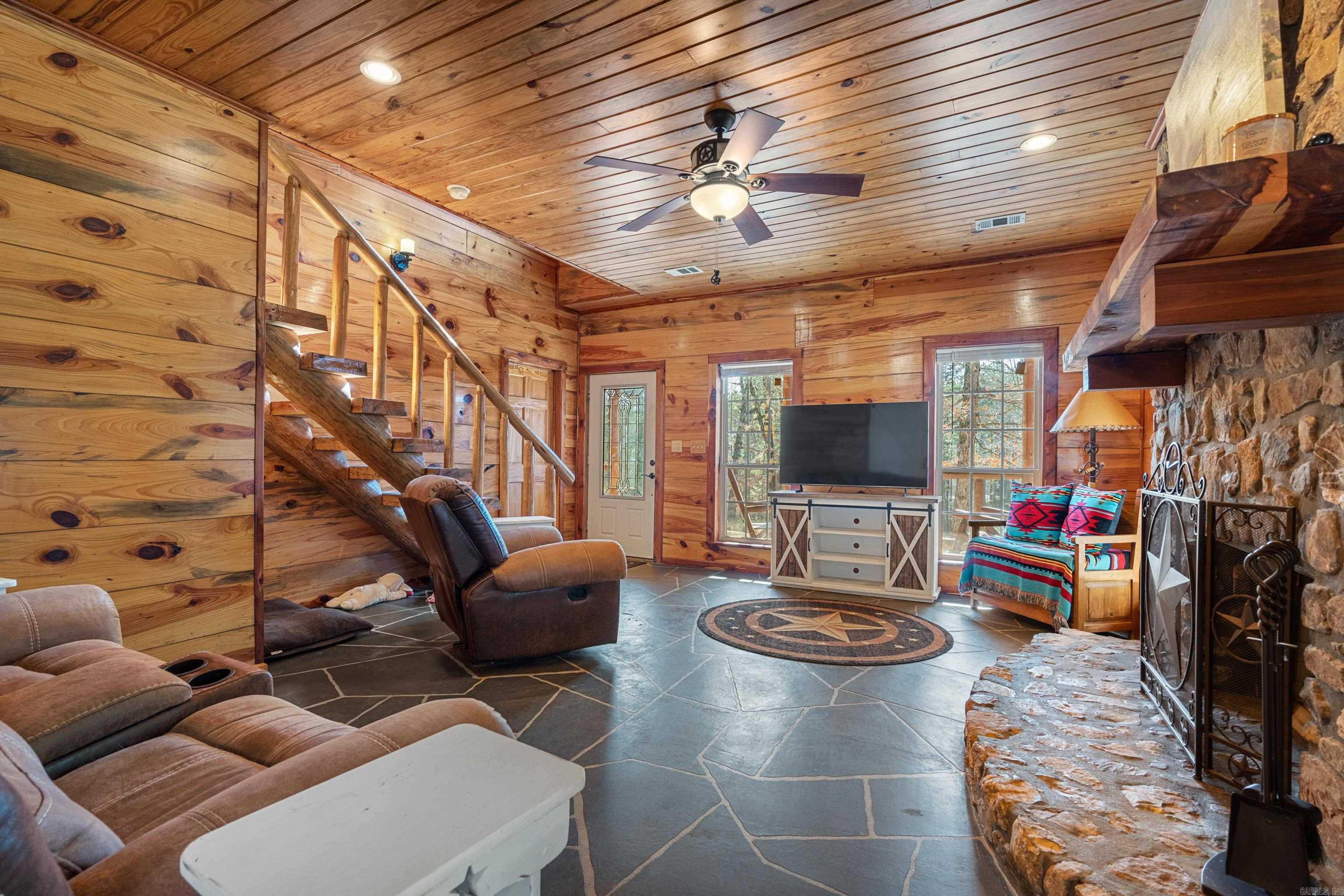 646  School  Amity, AR