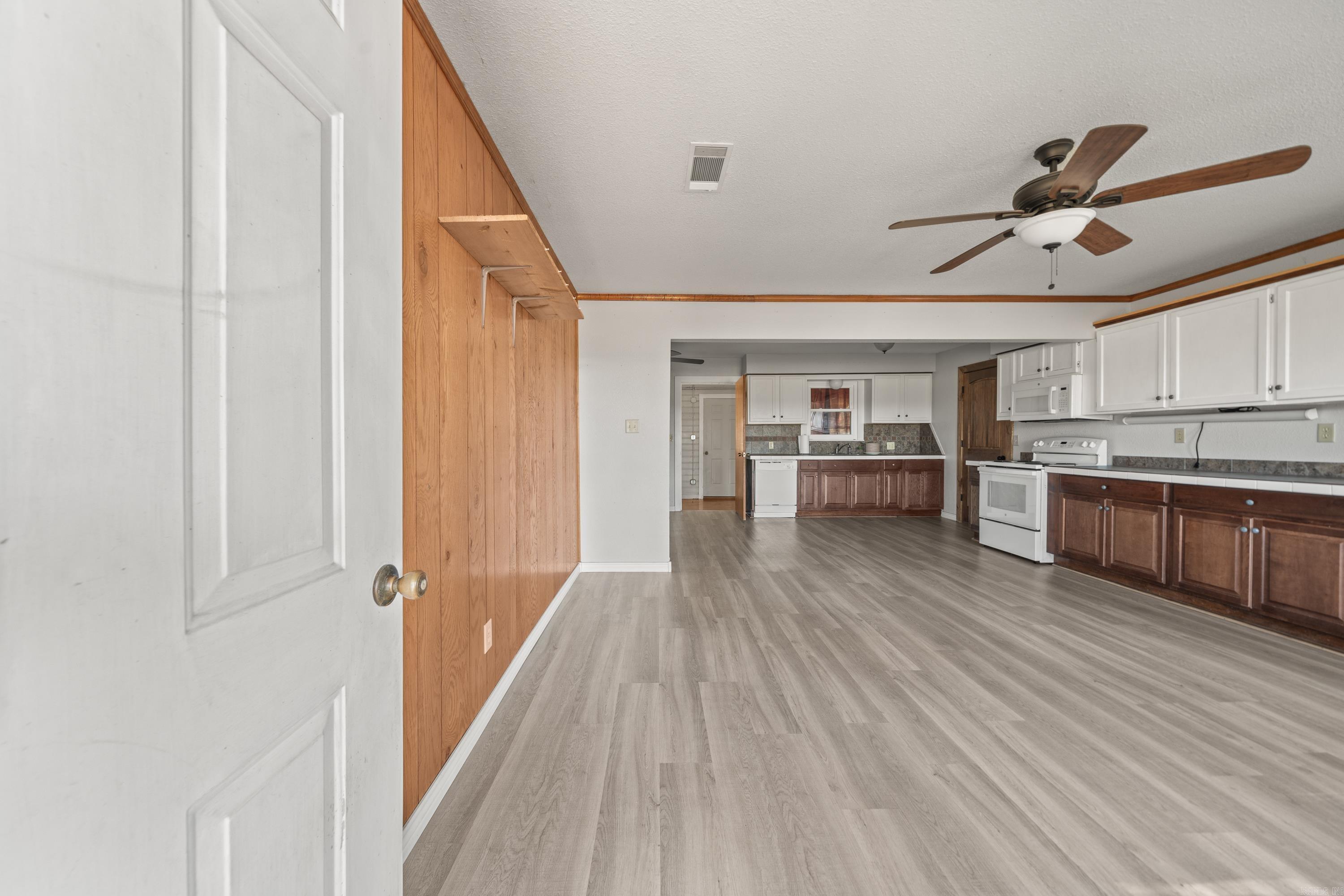 1038 W Highway 88  Oden, AR