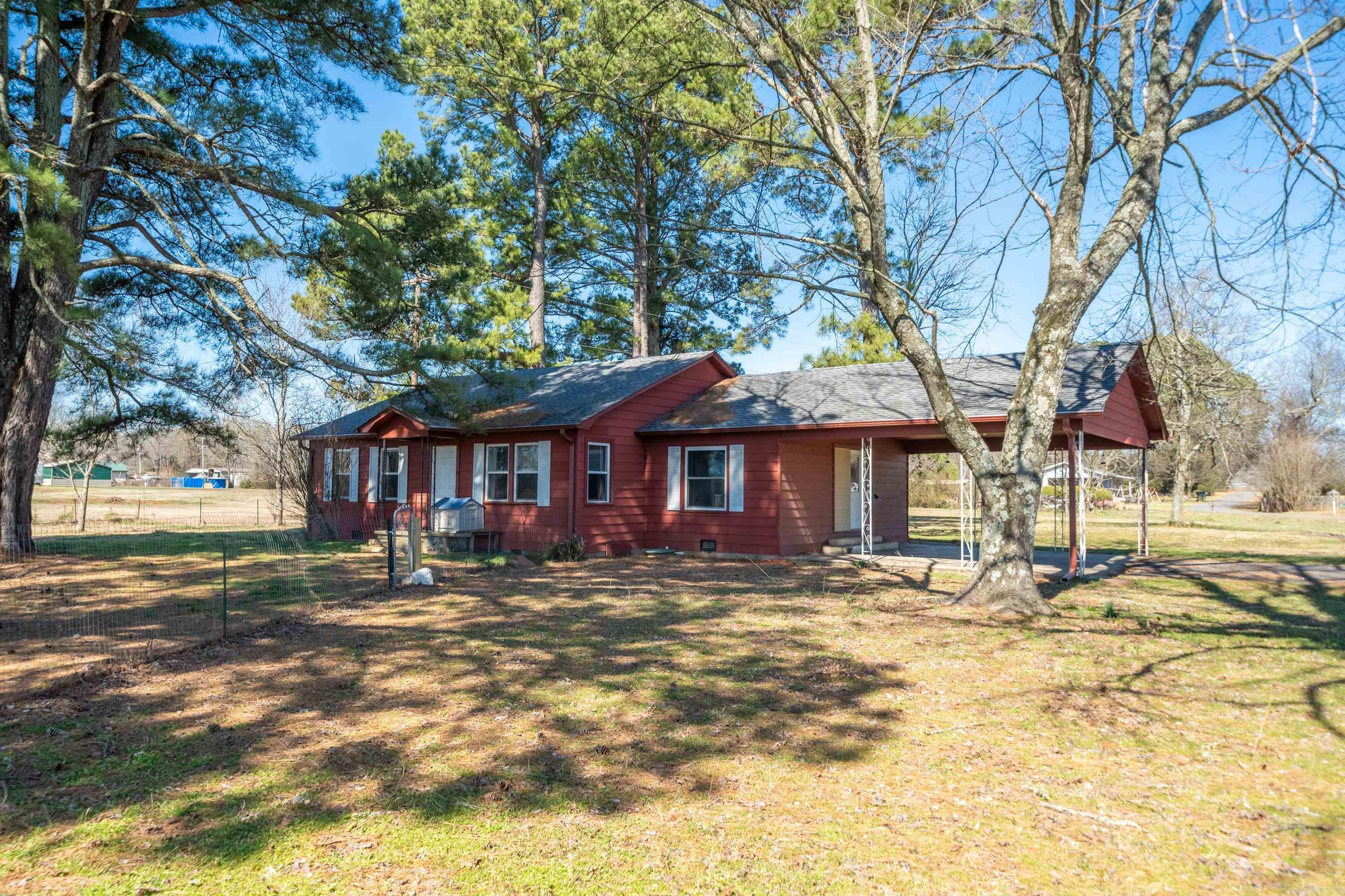 1038 W Highway 88  Oden, AR