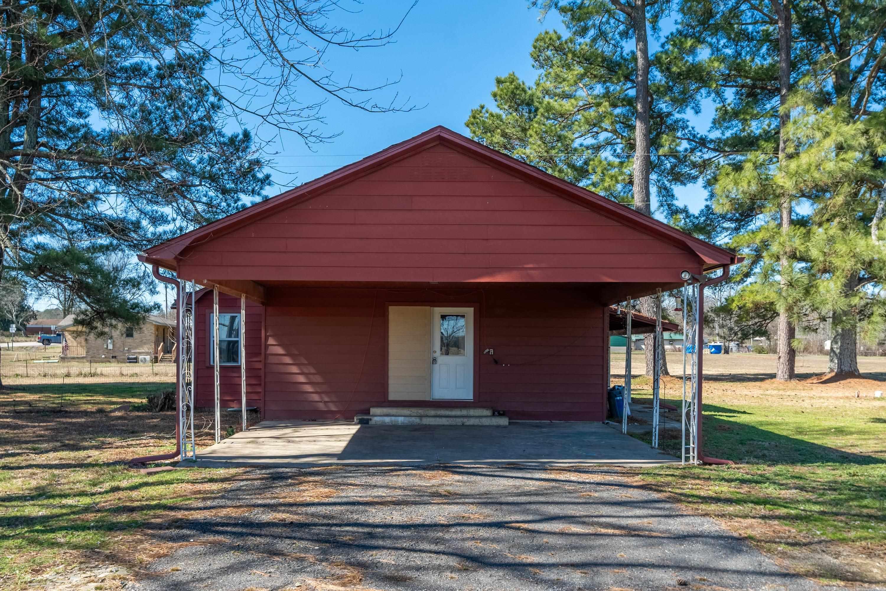 1038 W Highway 88  Oden, AR
