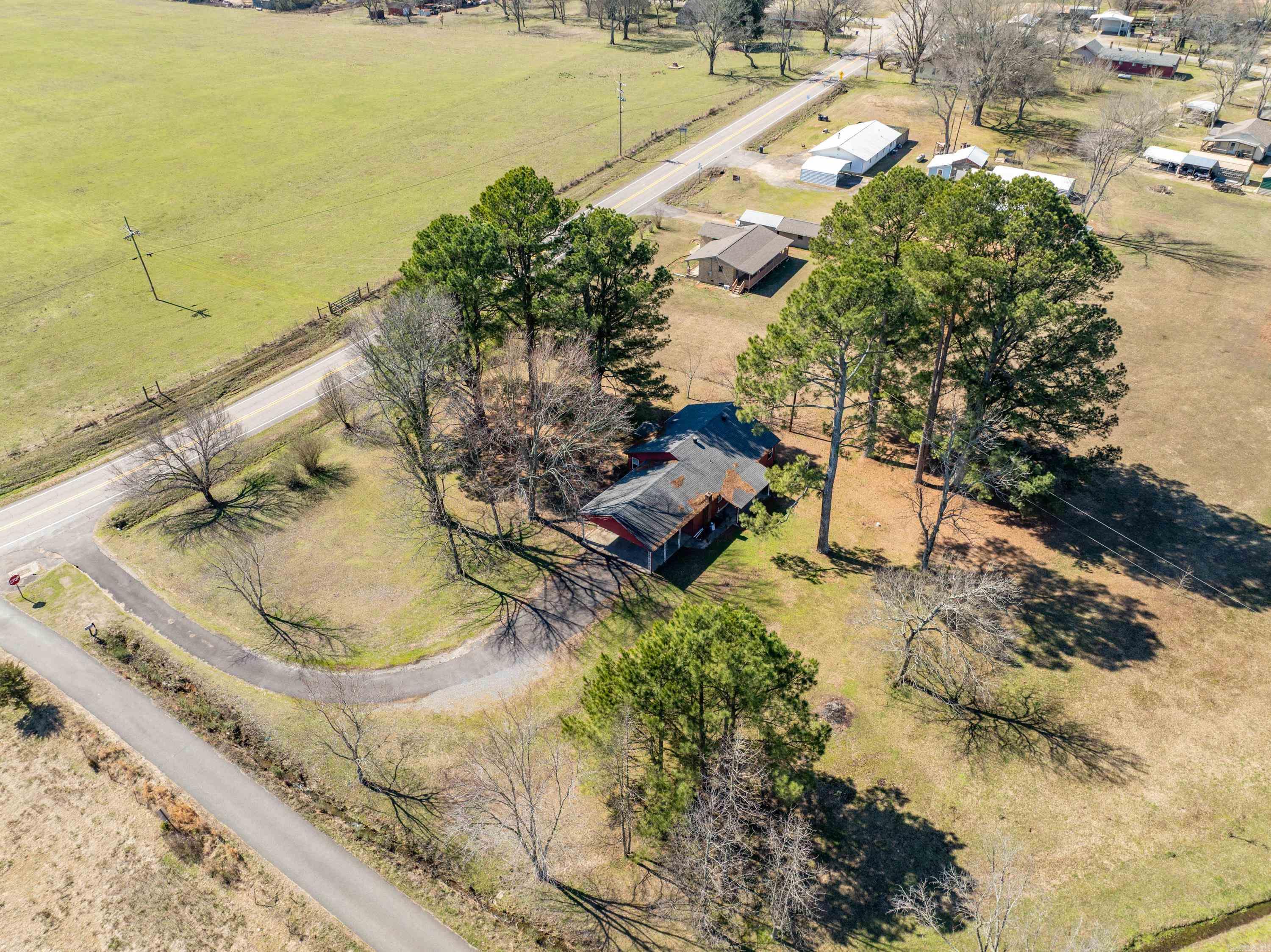 1038 W Highway 88  Oden, AR