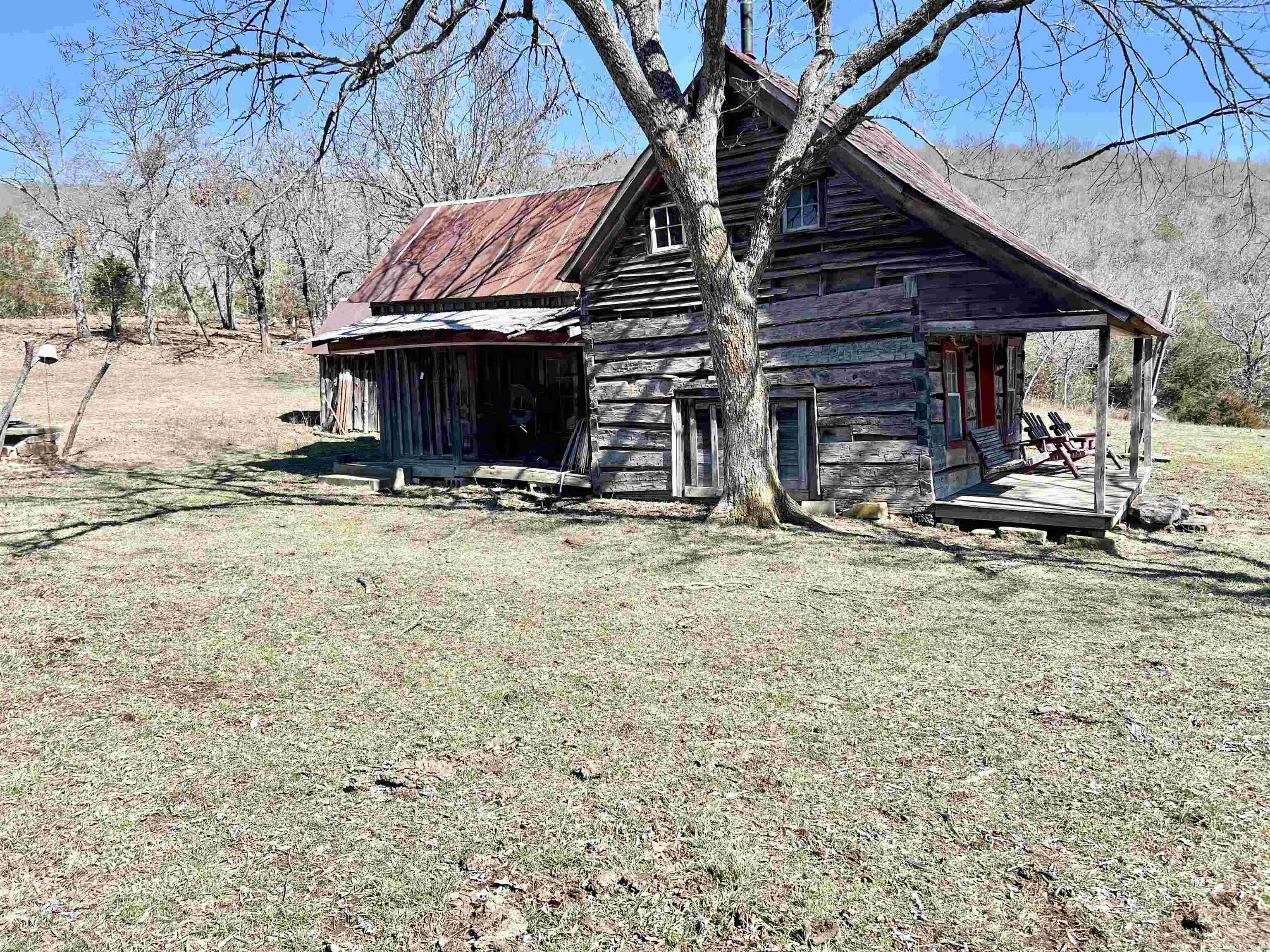3894  Begley Creek Rd.  Leslie, AR