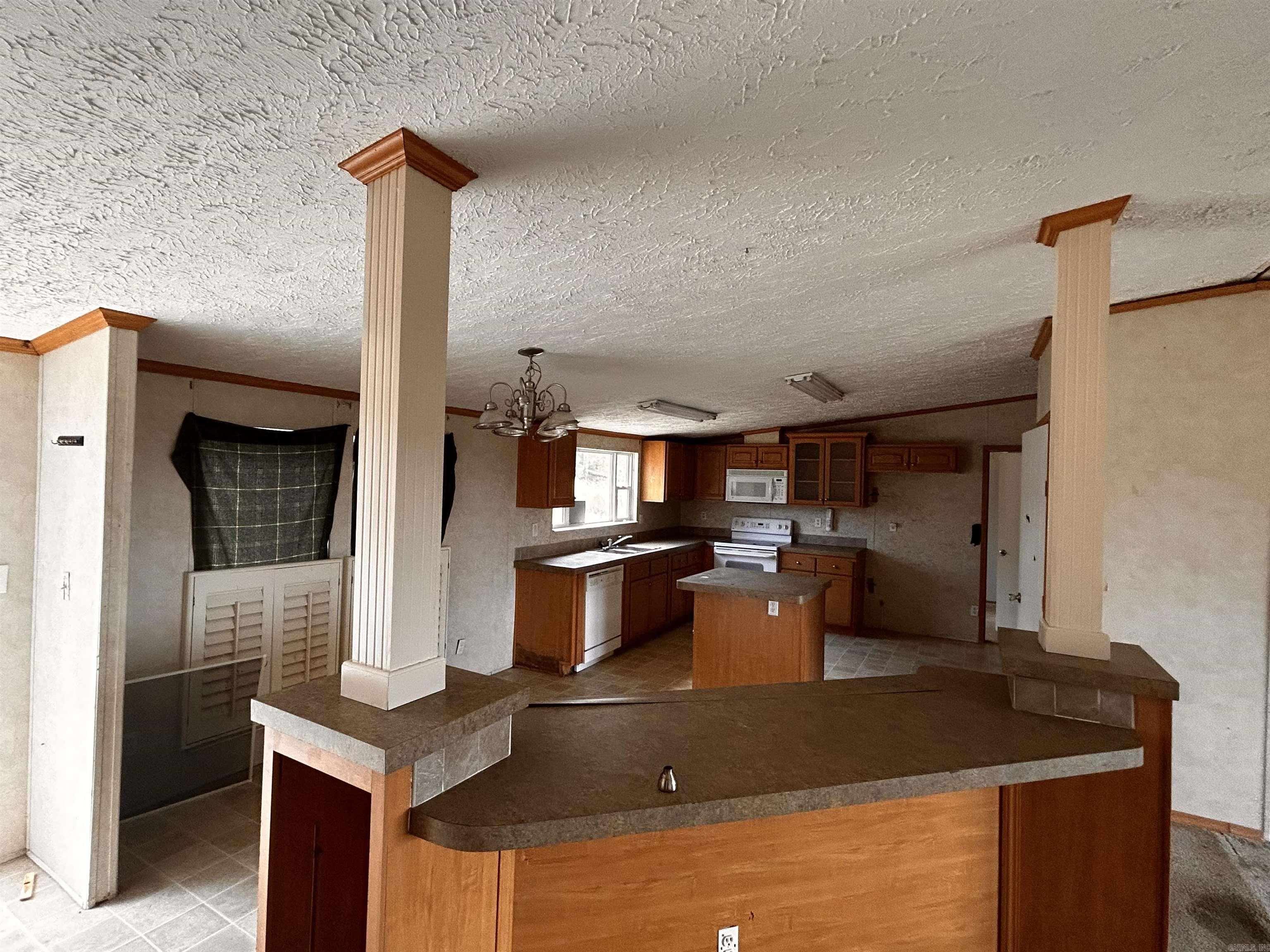 2249  MC 5036  Yellville, AR