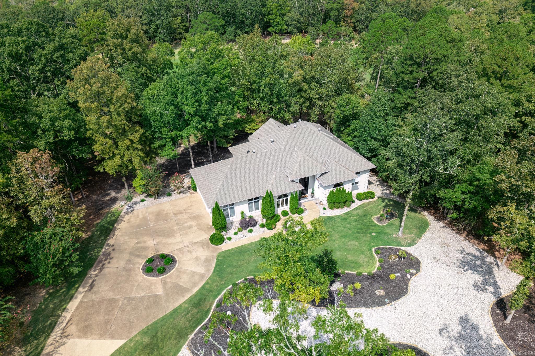 29 Diamante Blvd Hot Springs Village, AR 71909