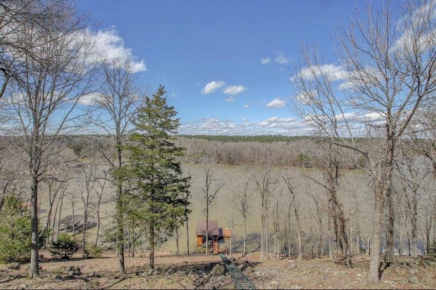 130  Lake Forest Shores  Hot Springs, AR