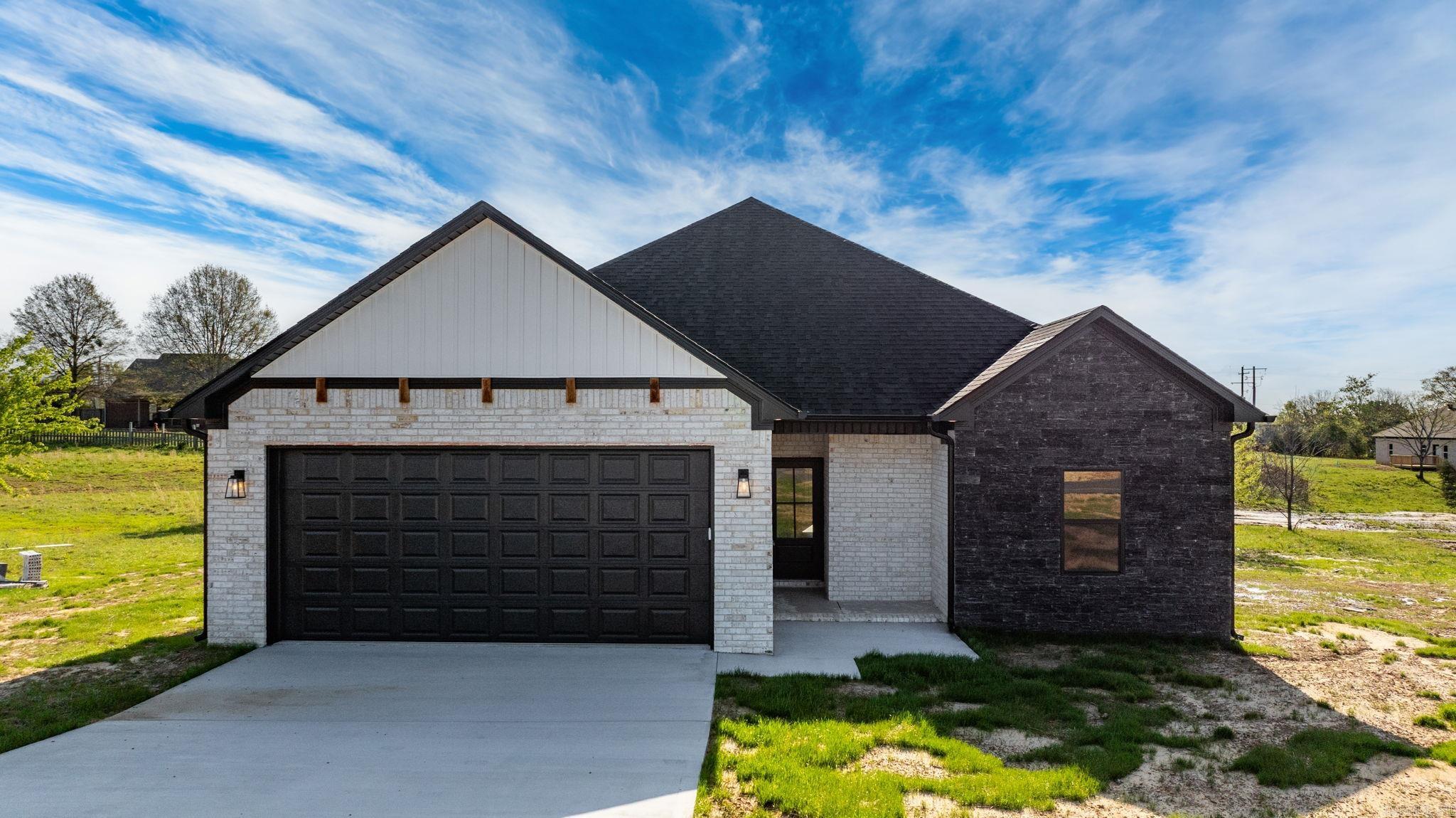 14 High Point Drive Greenbrier, AR 72058