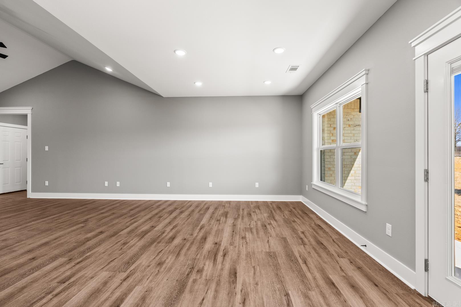 14 High Point Drive Greenbrier, AR 72058