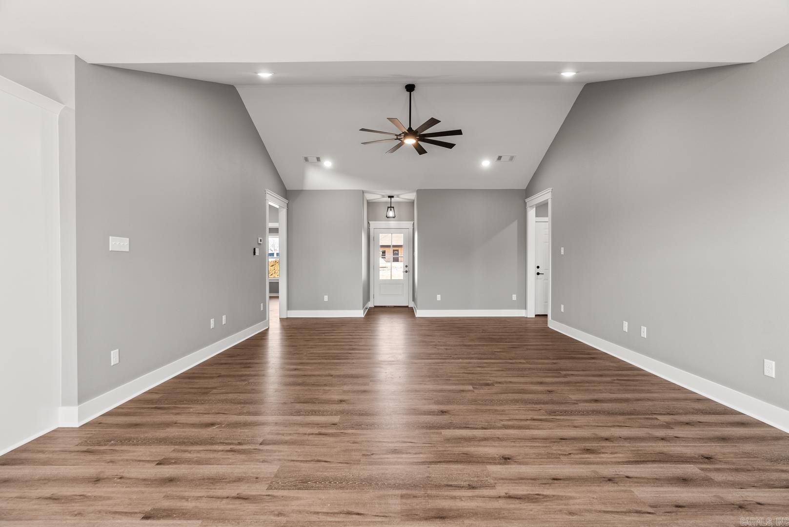 14 High Point Drive Greenbrier, AR 72058
