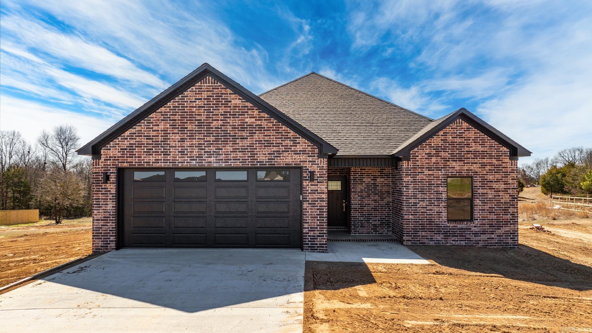 27 Summerlyn Place Drive Greenbrier, AR 72058