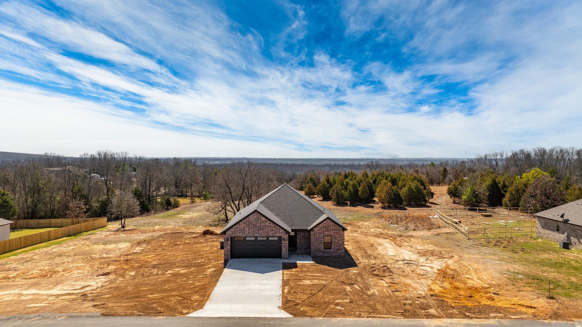 27 Summerlyn Place Drive Greenbrier, AR 72058