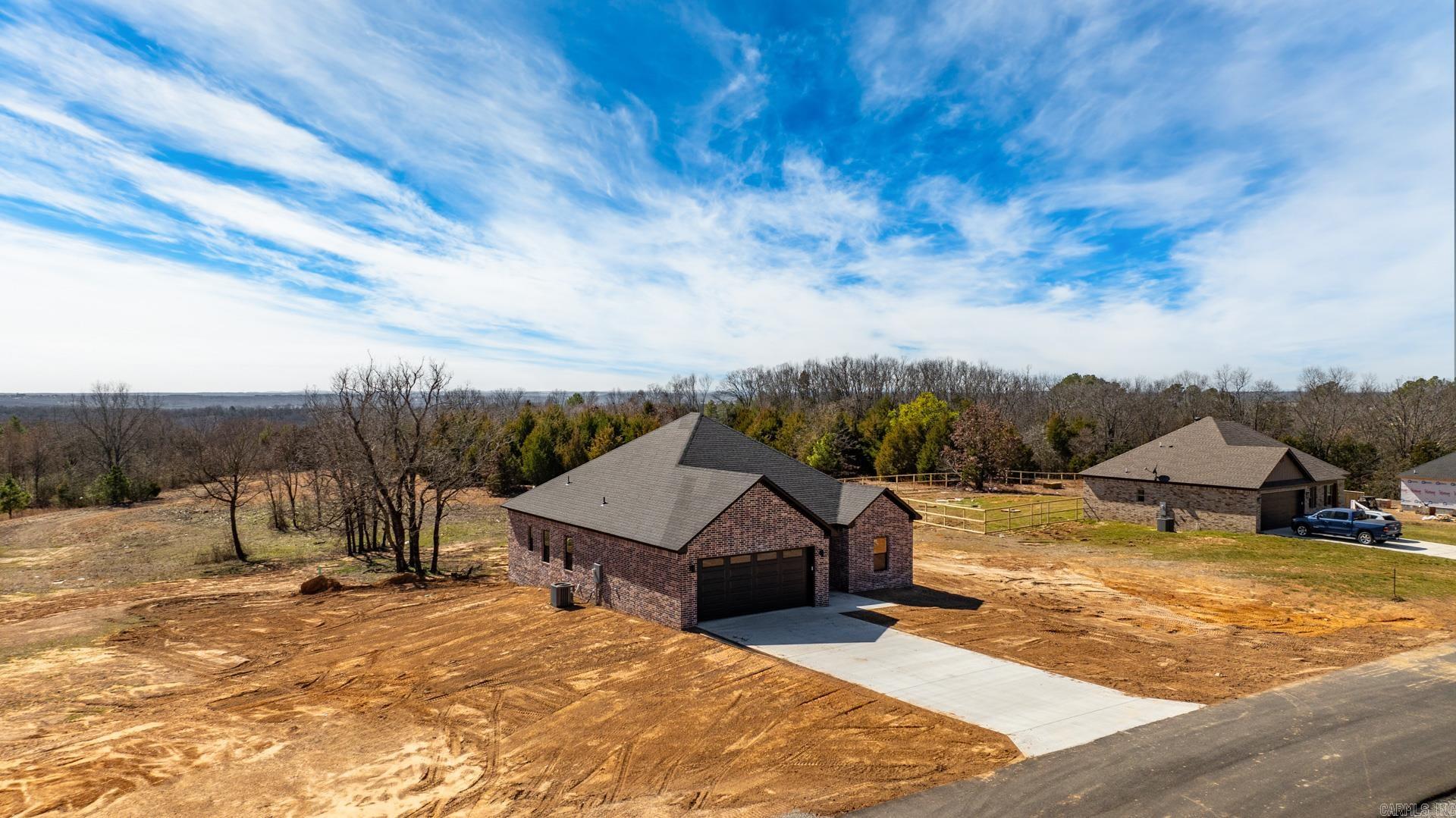 27 Summerlyn Place Drive Greenbrier, AR 72058