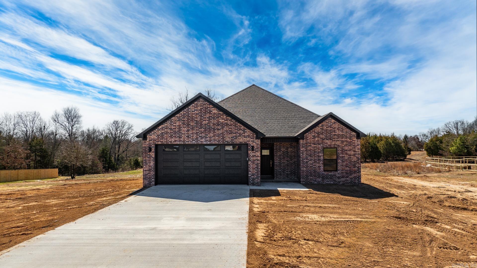 27 Summerlyn Place Drive Greenbrier, AR 72058