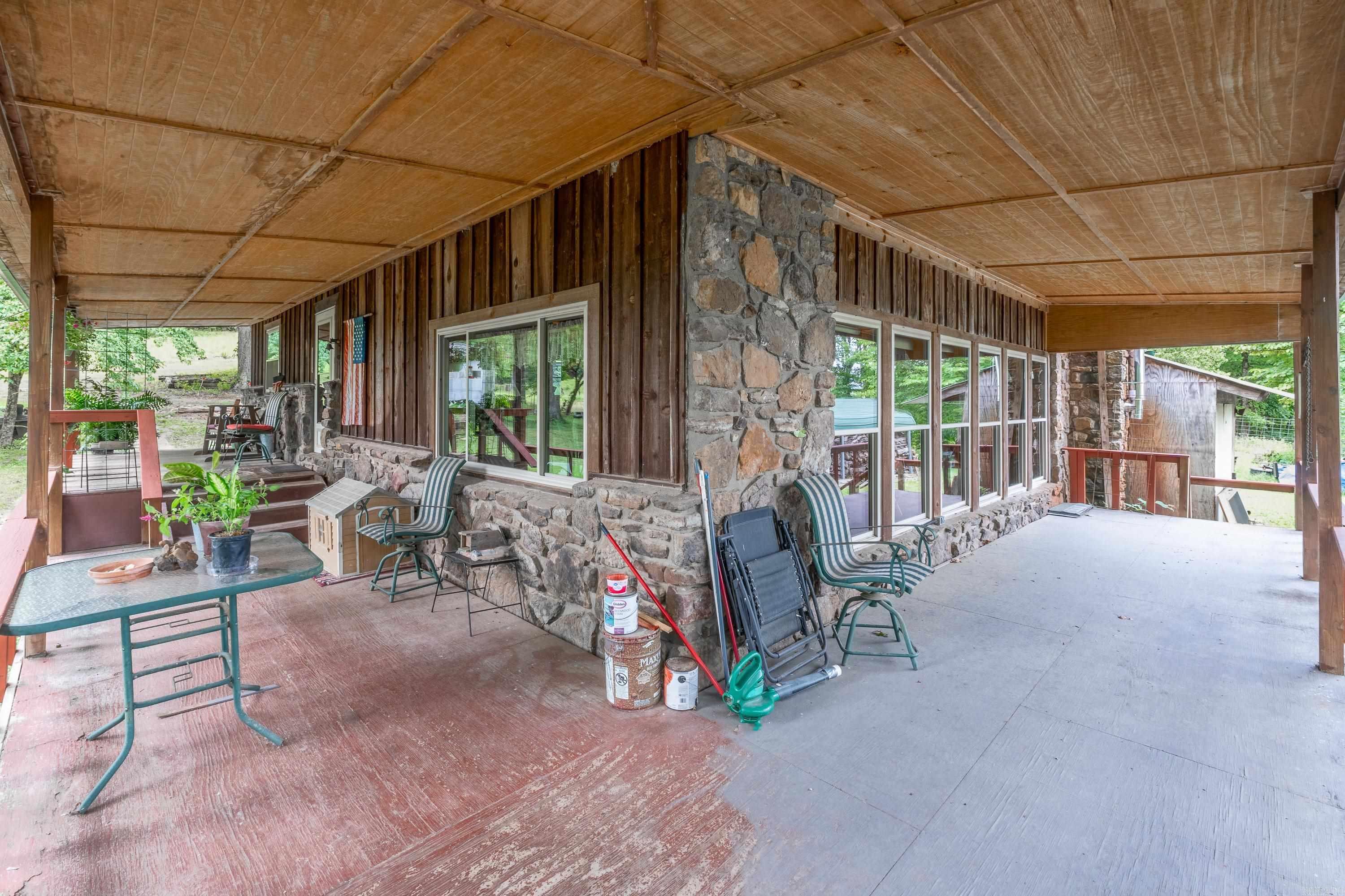 279  Candy  Clinton, AR