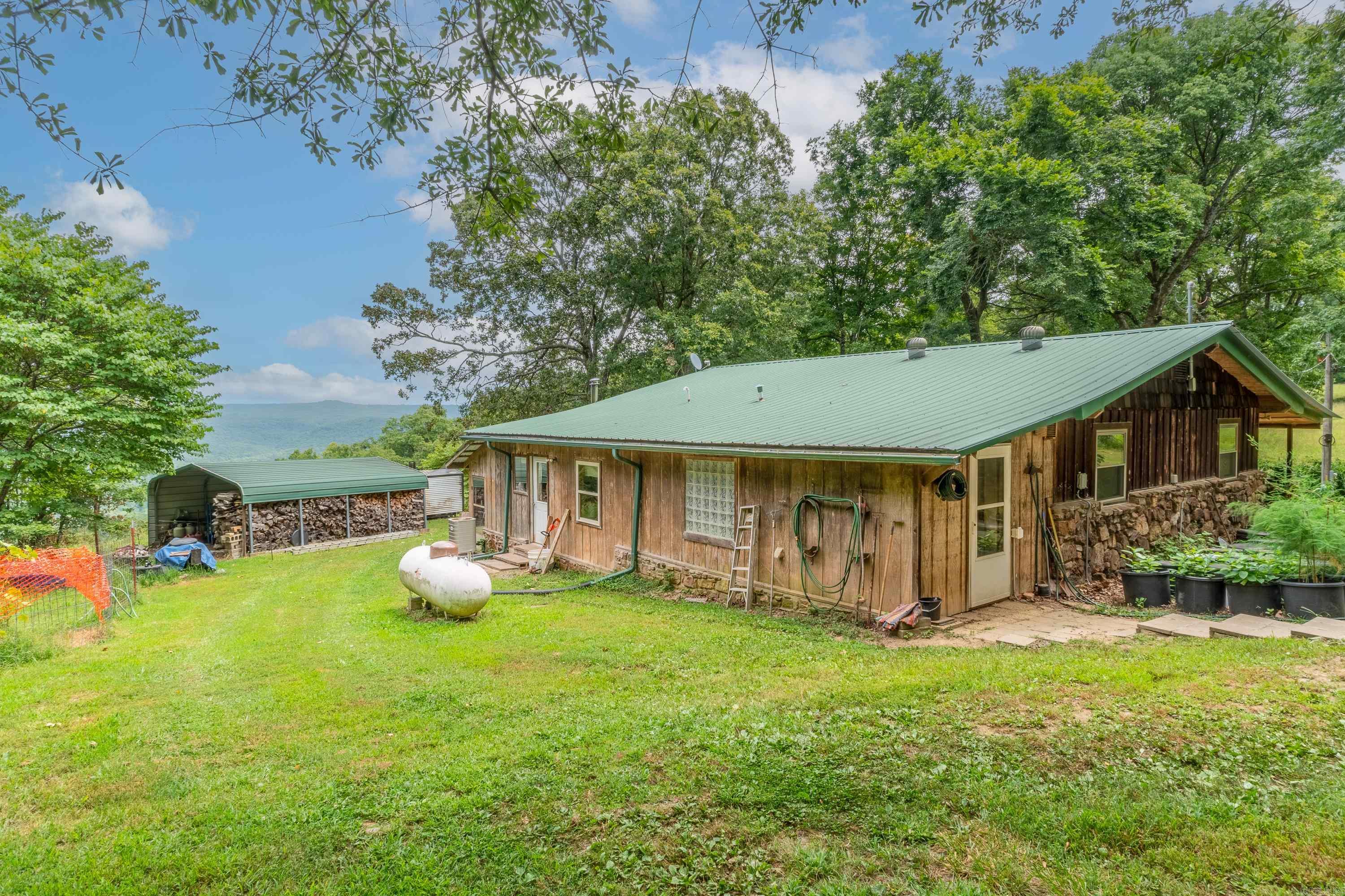 279  Candy  Clinton, AR