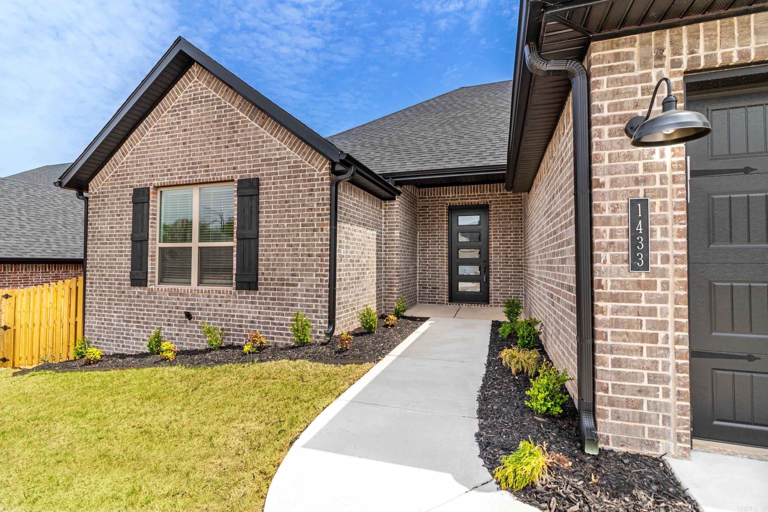 1433  Cittadella  Tontitown, AR