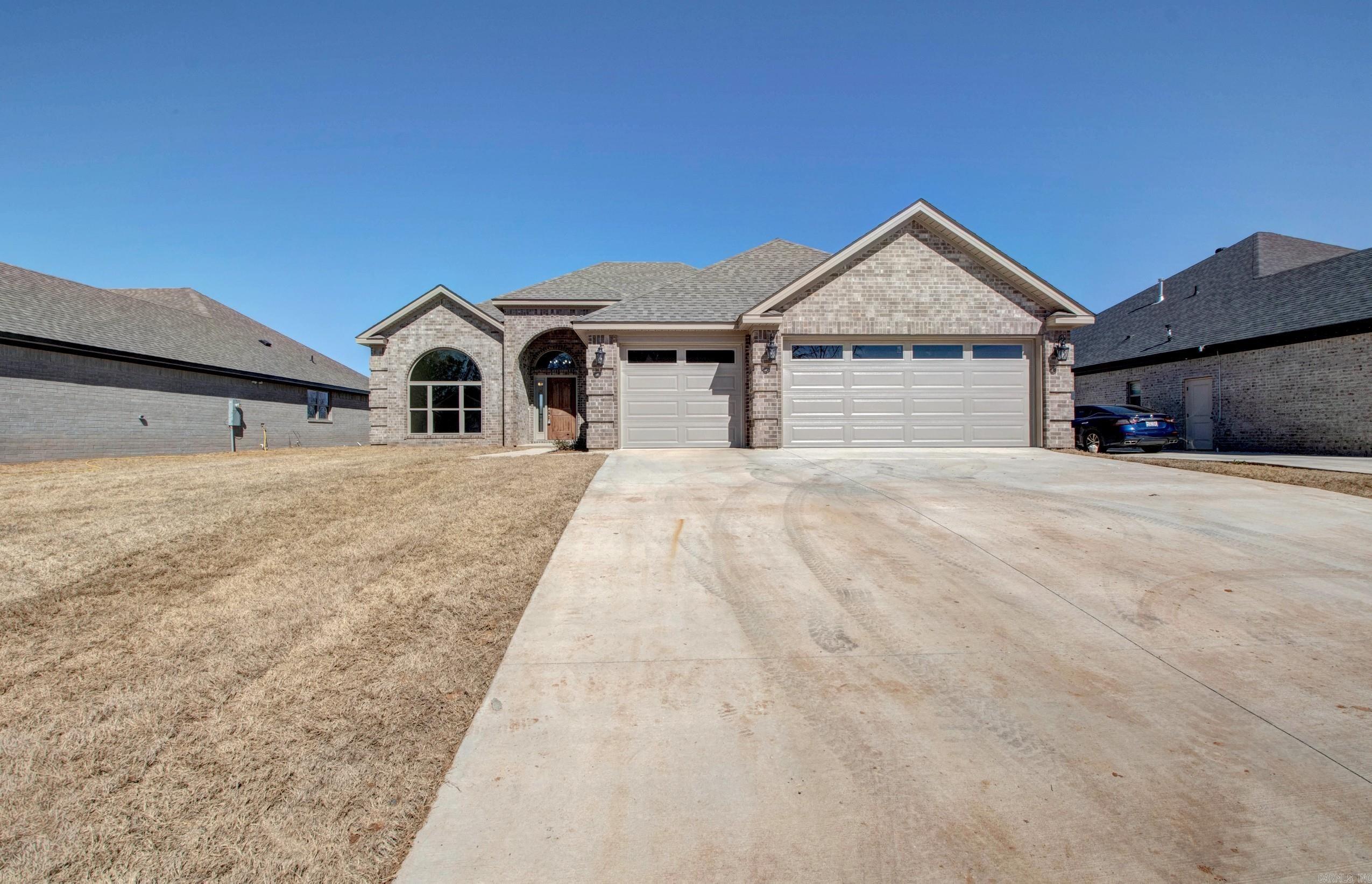 69 Lucia Lane Maumelle, AR 72113