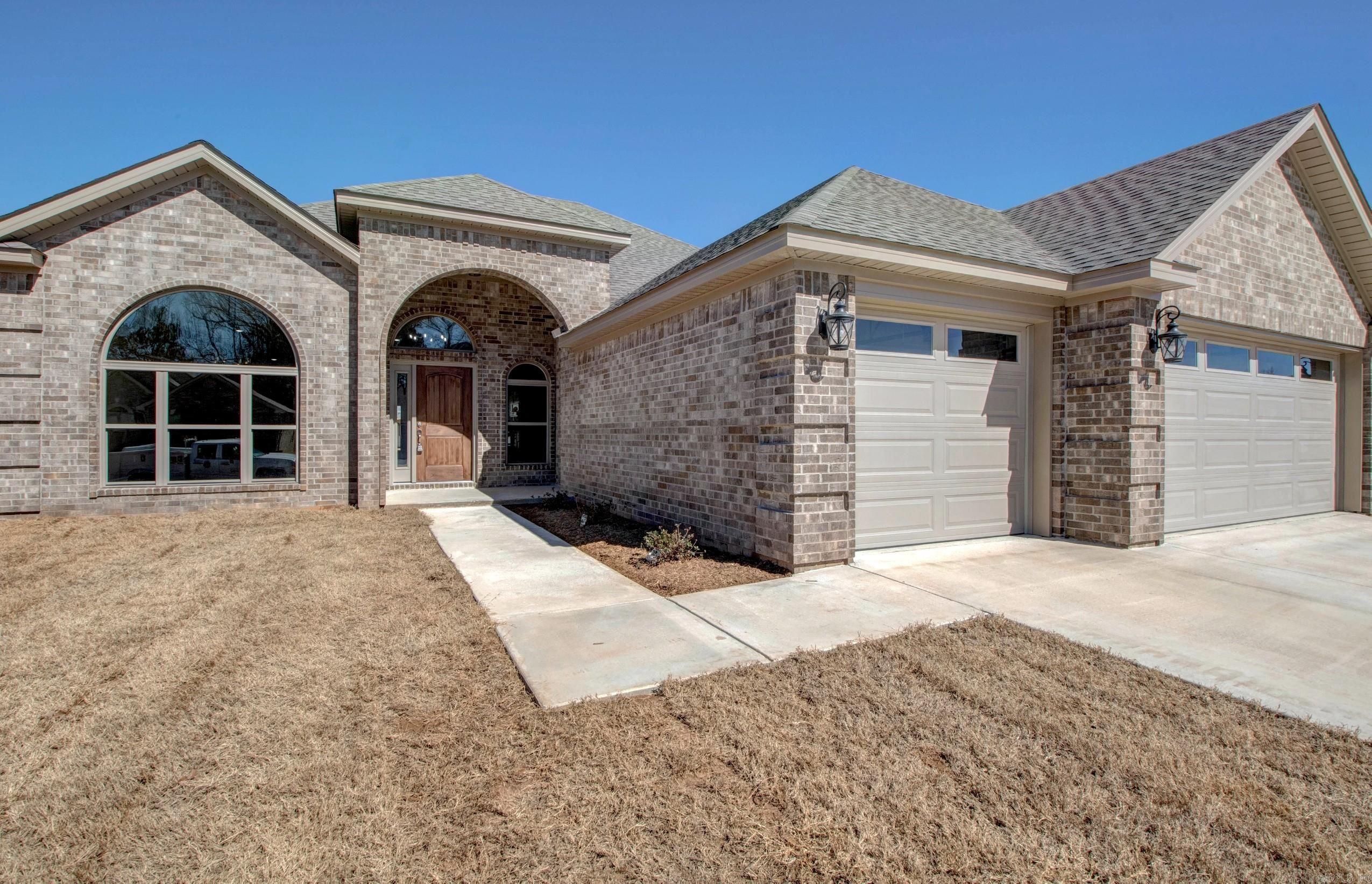 69 Lucia Lane Maumelle, AR 72113