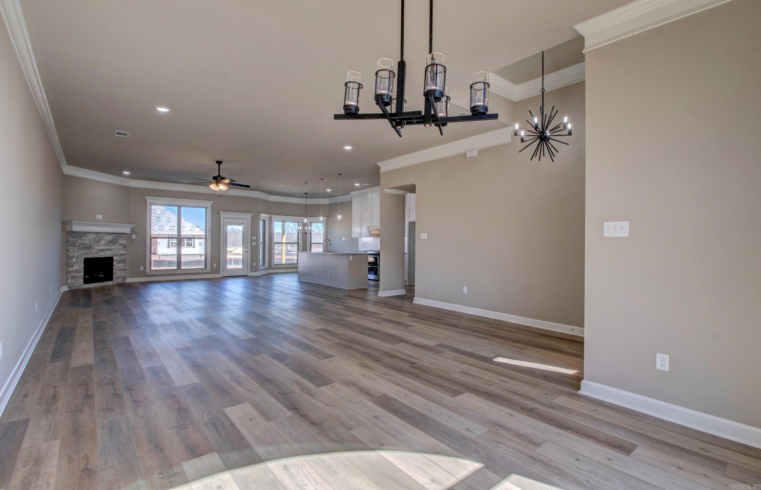 69 Lucia Lane Maumelle, AR 72113