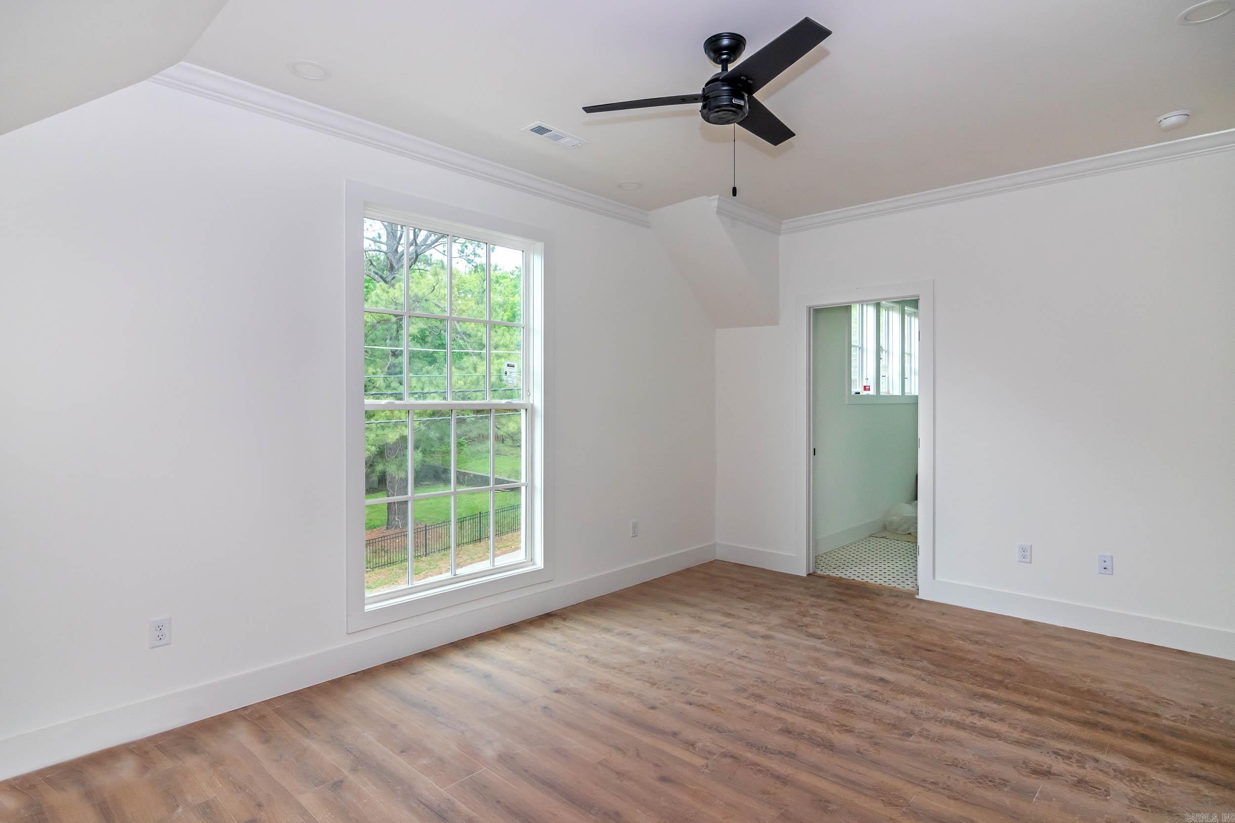 523 E Spring  Fayetteville, AR