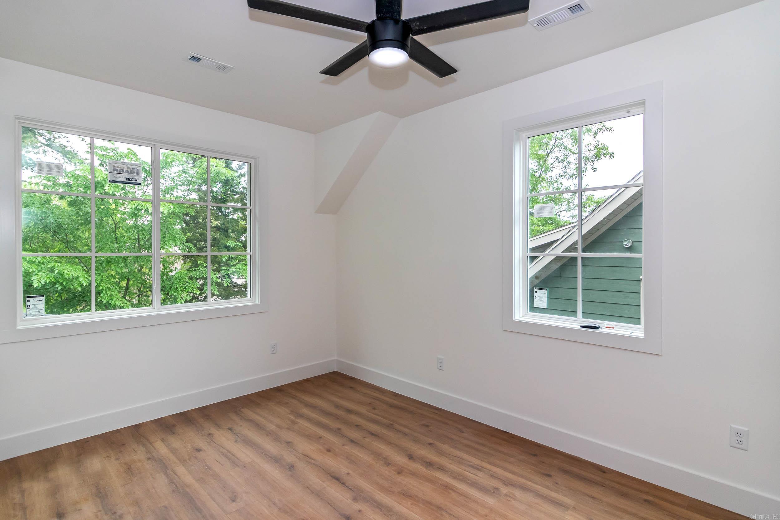 523 E Spring  Fayetteville, AR