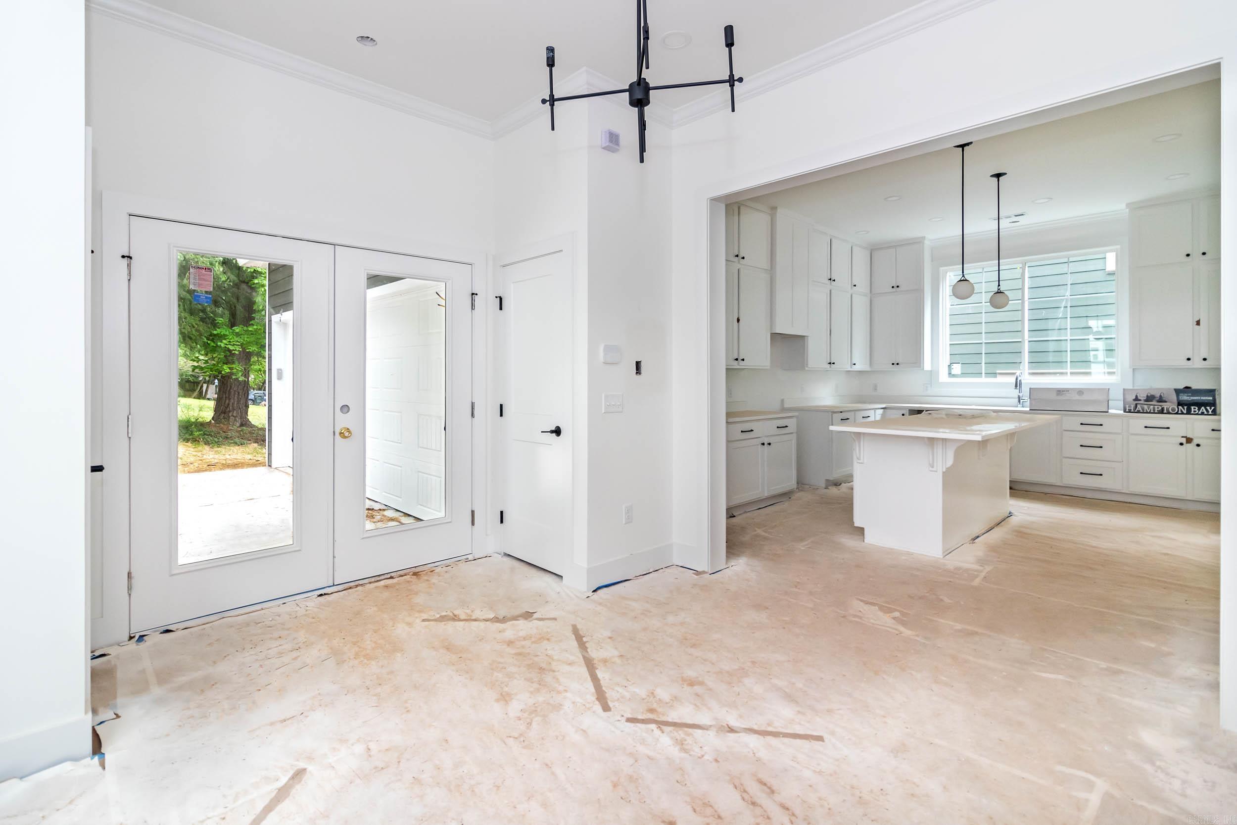 523 E Spring  Fayetteville, AR