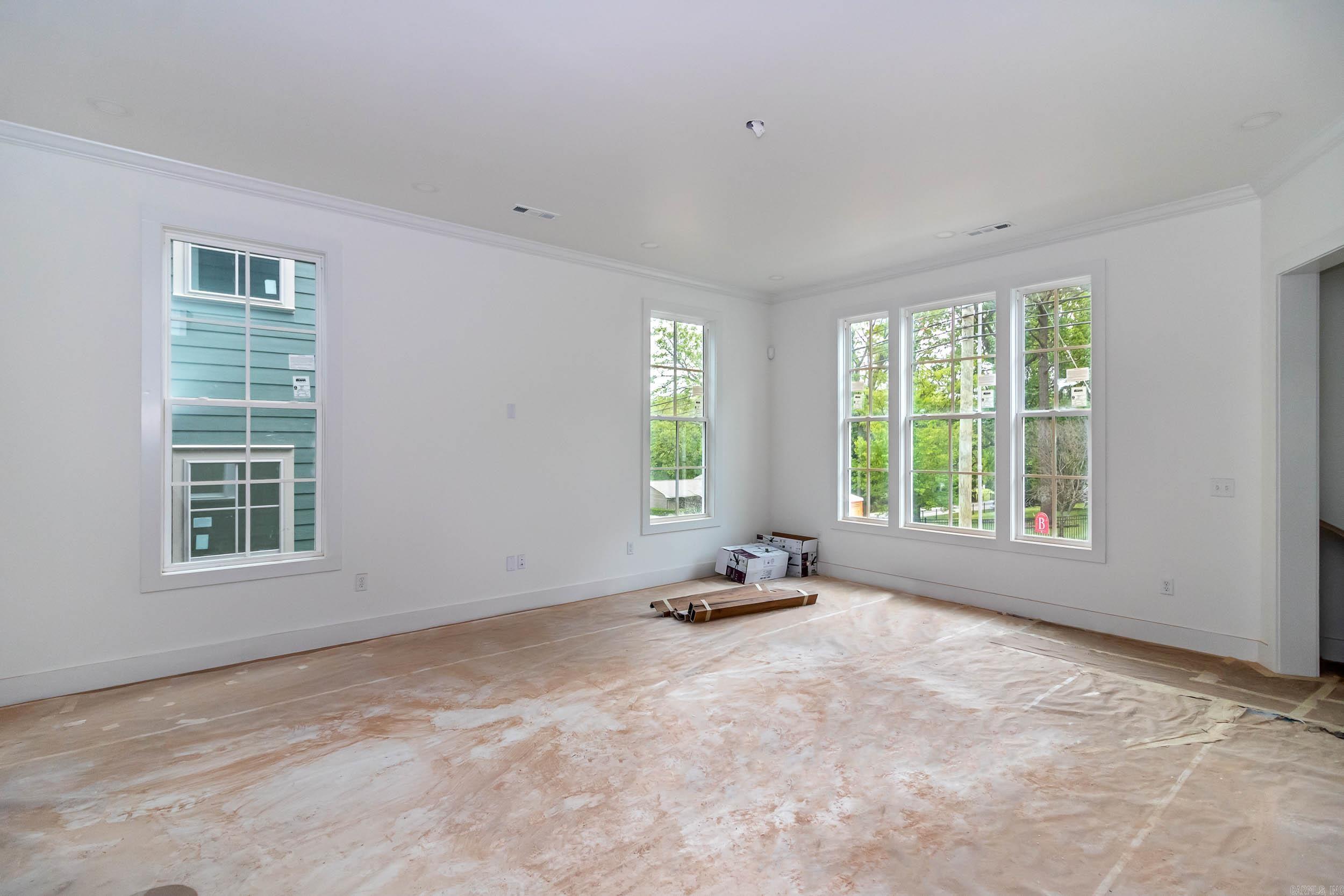 523 E Spring  Fayetteville, AR