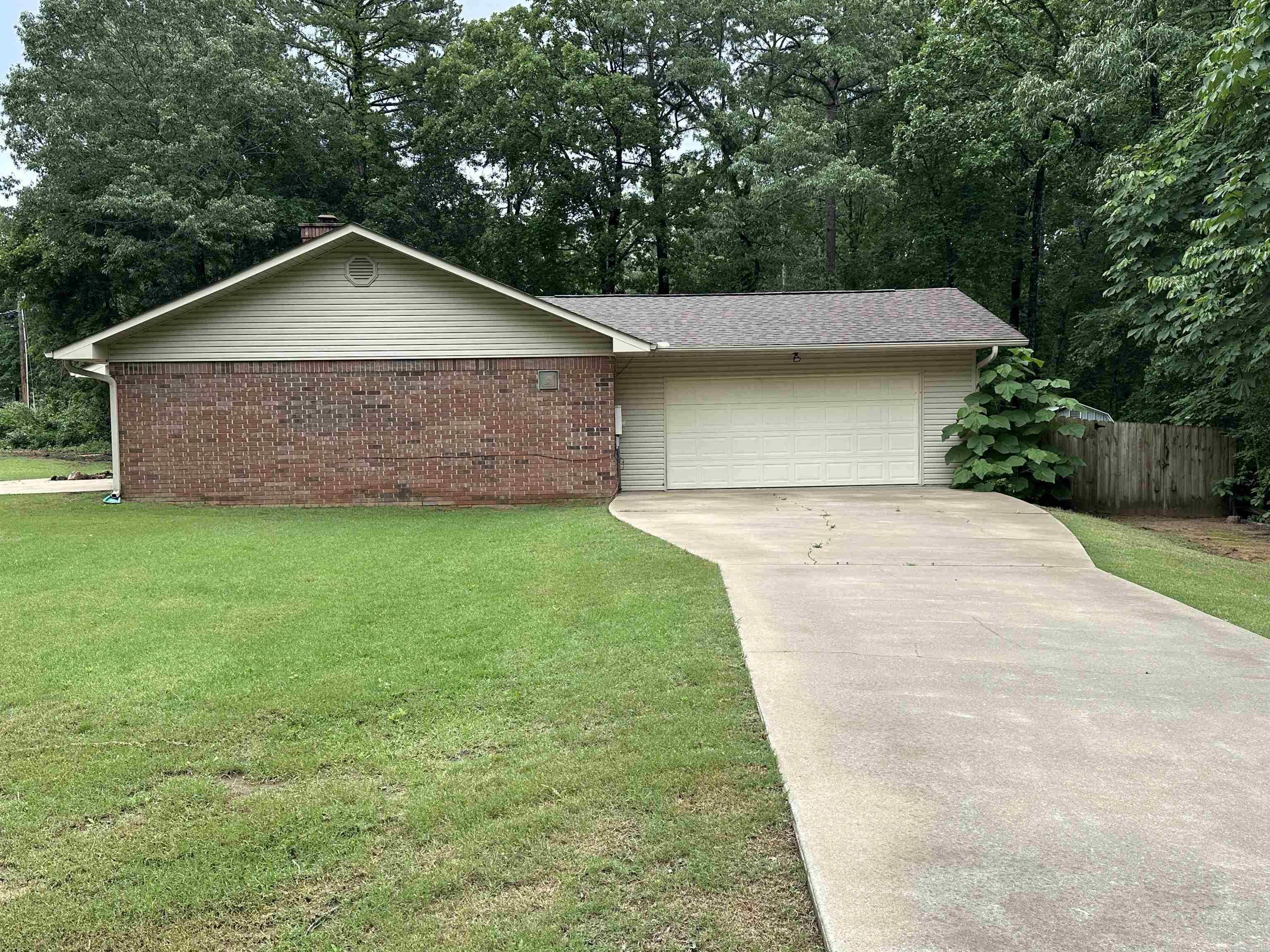 509 E Achoma  Heber Springs, AR