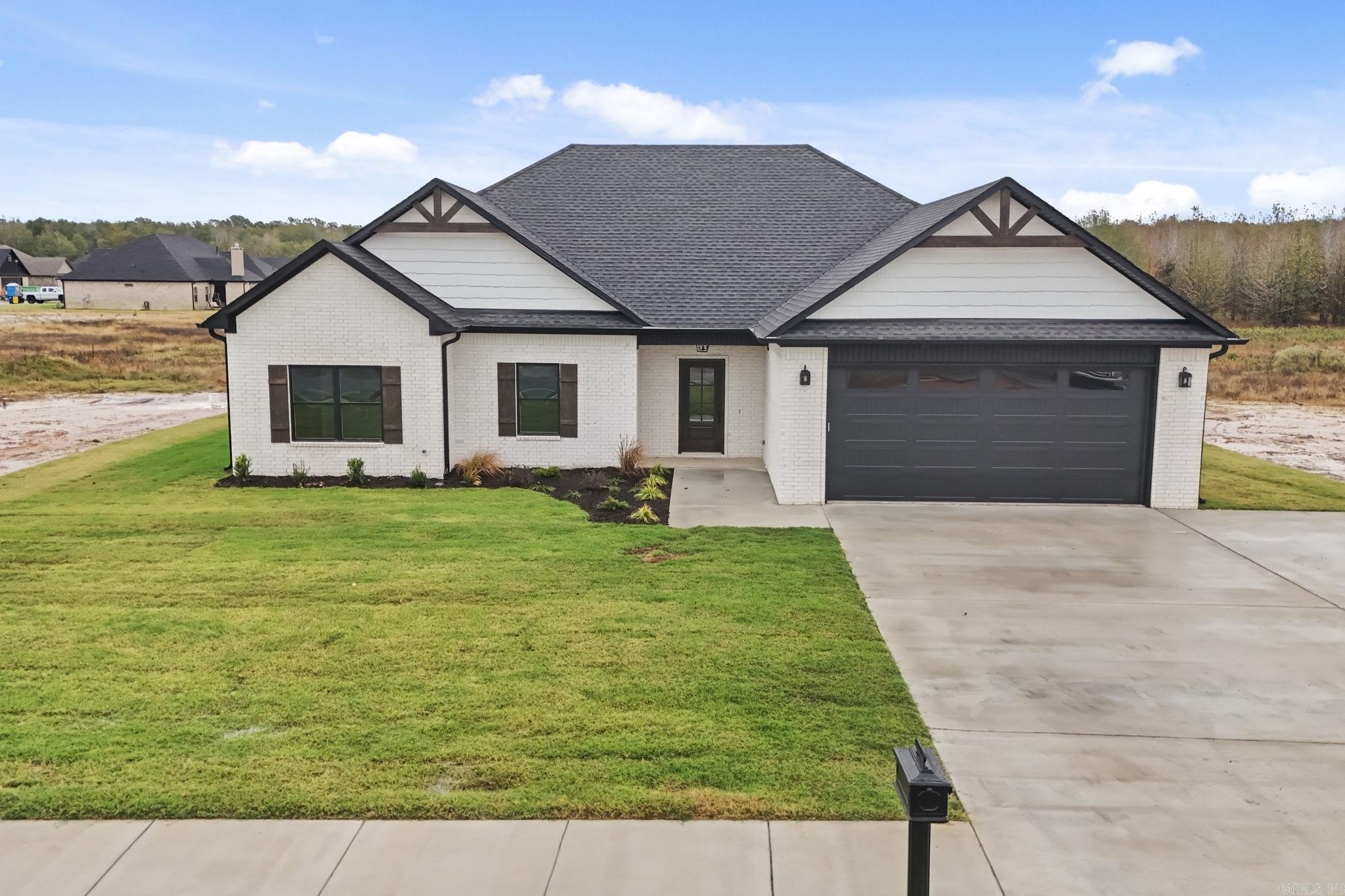 2316 Lakewood Circle Cabot, AR 72023