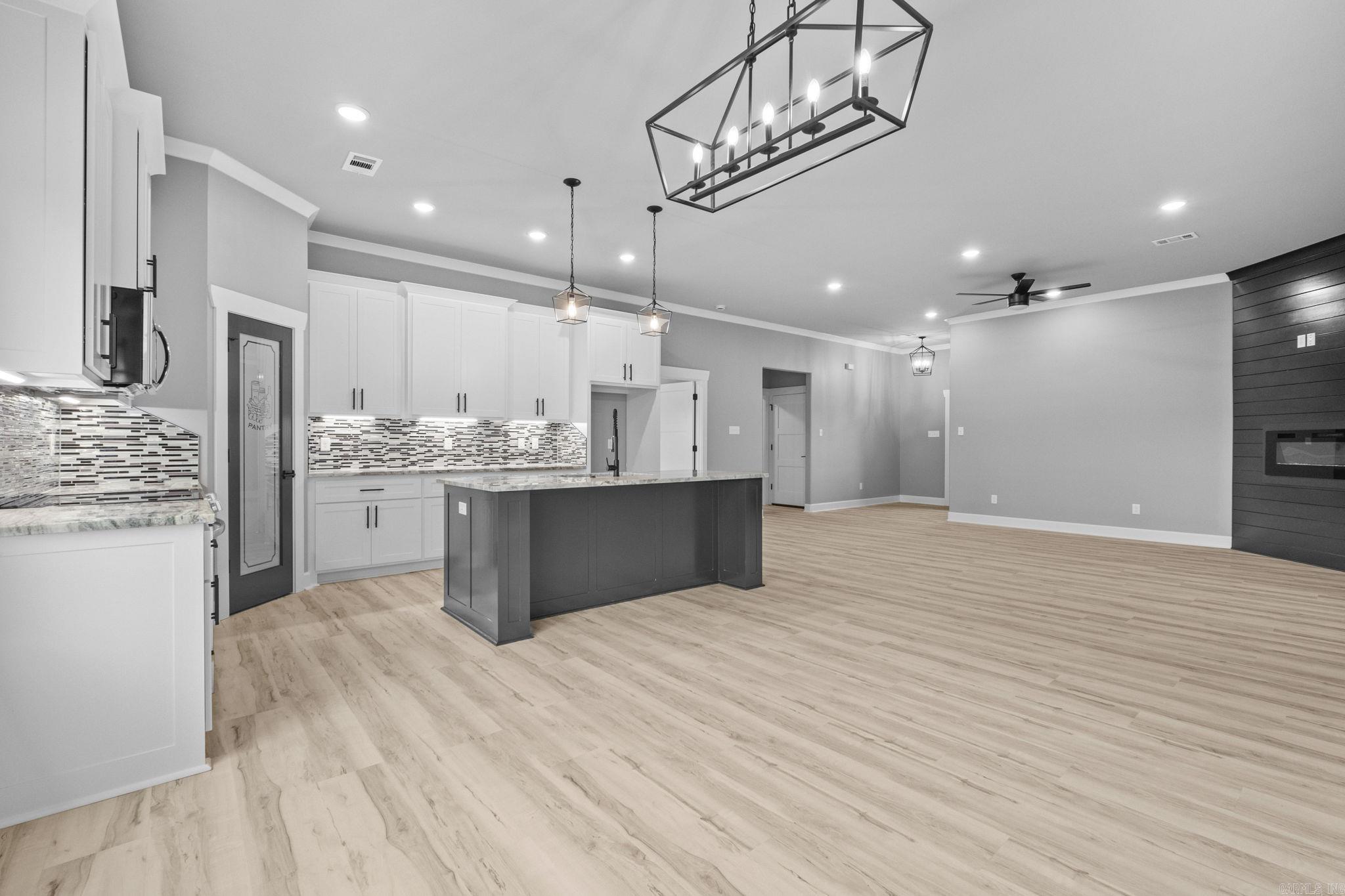 2316 Lakewood Circle Cabot, AR 72023