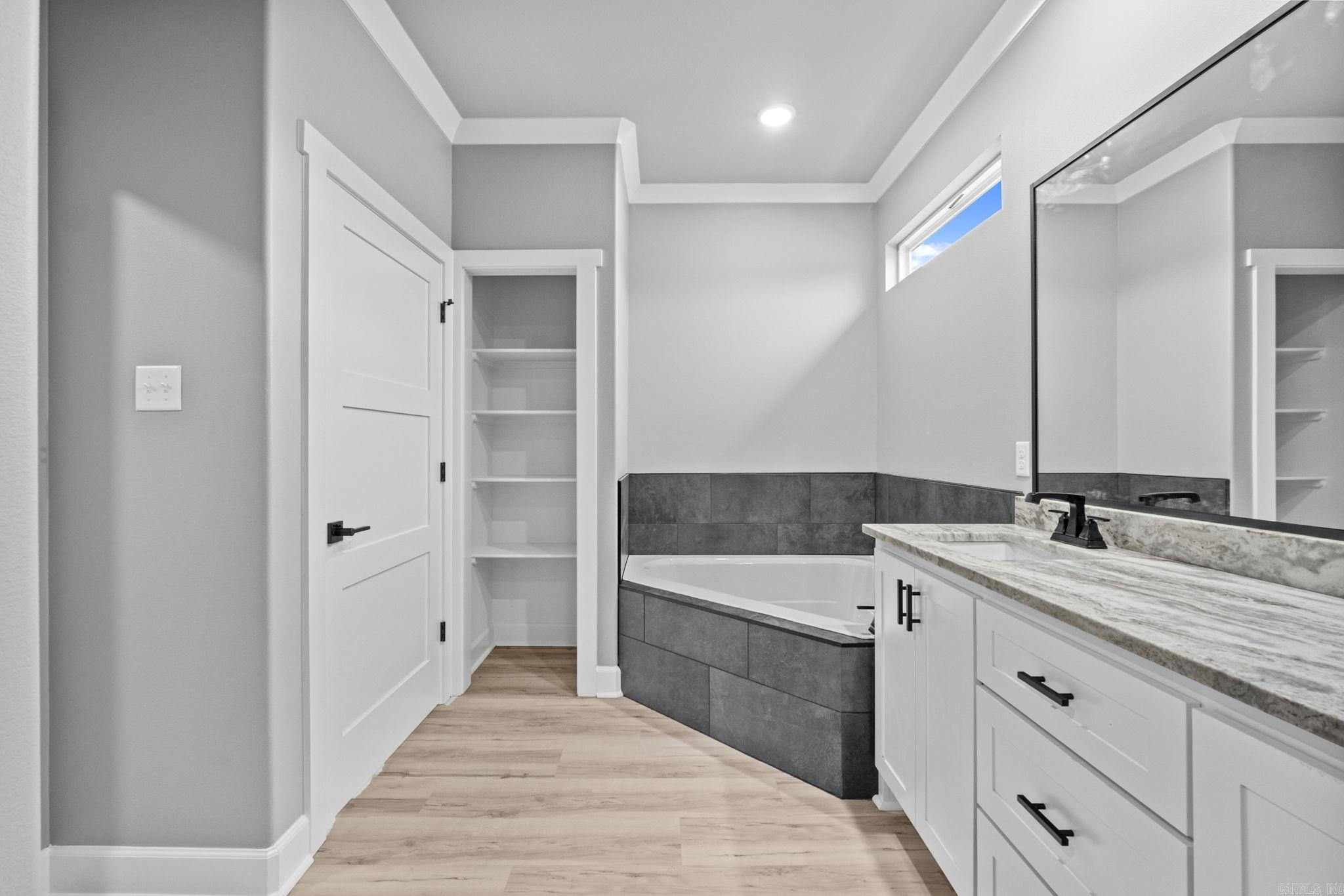 2316 Lakewood Circle Cabot, AR 72023