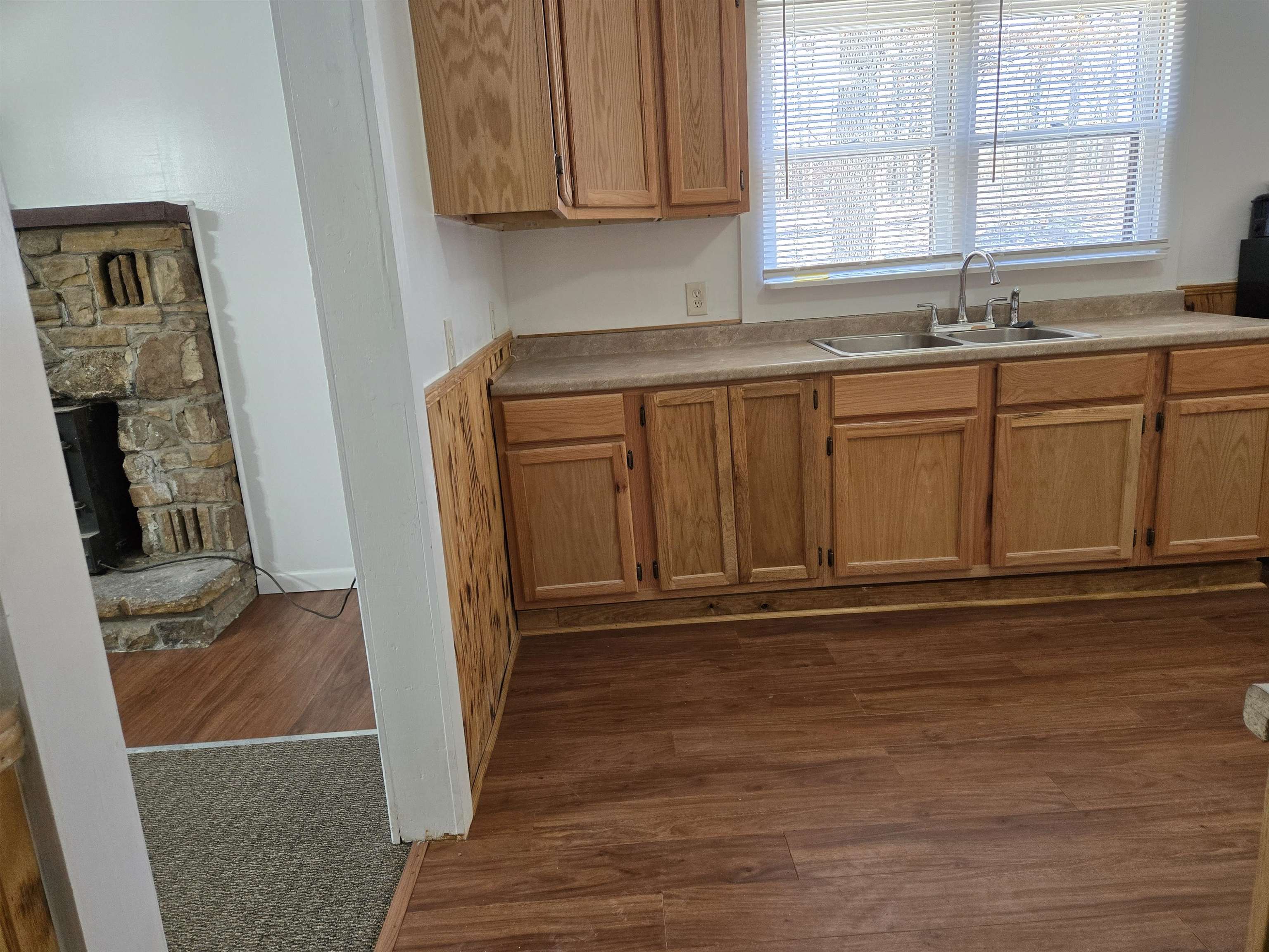 129  Frontier  Ozark Acres, AR