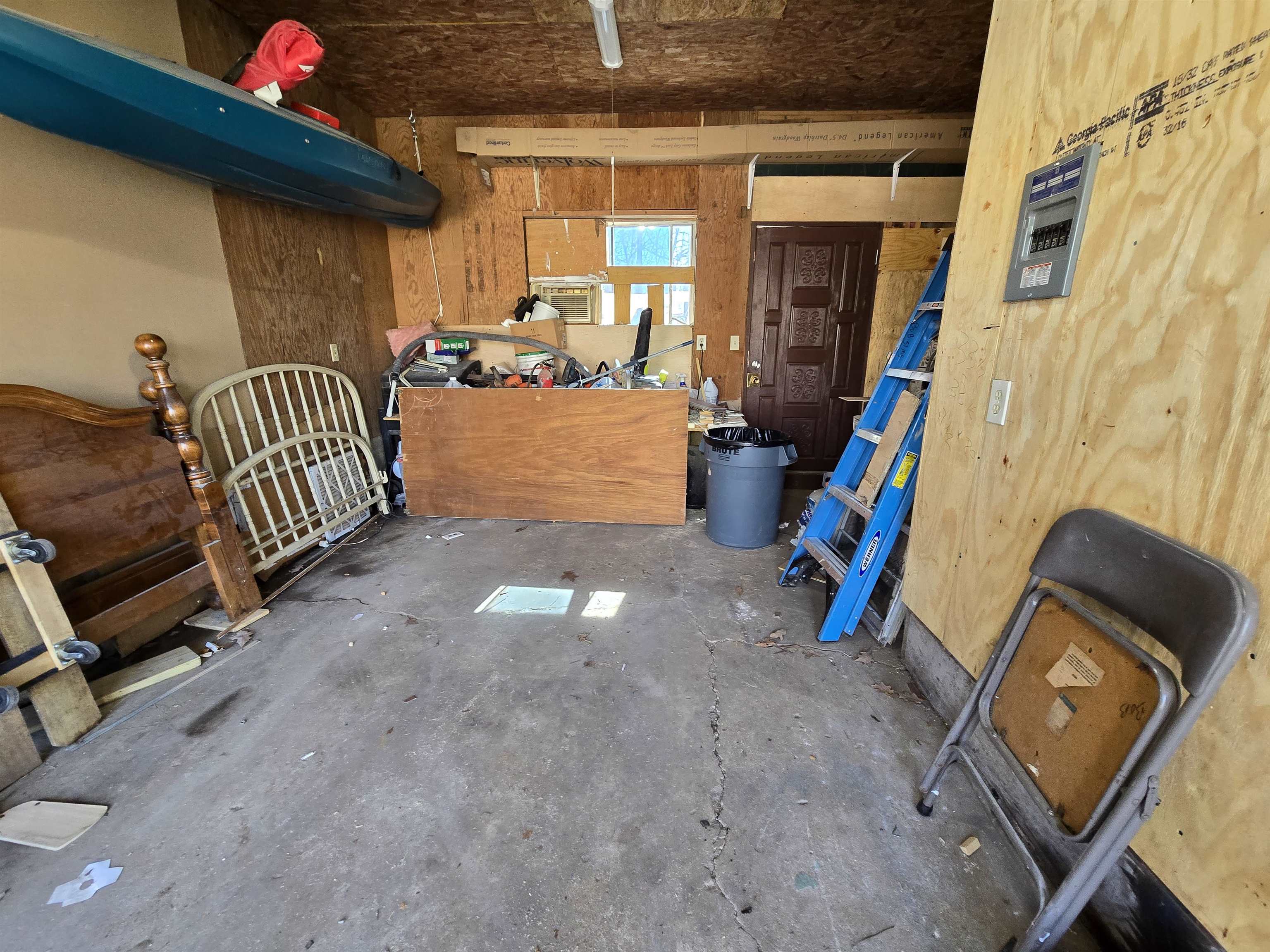 129  Frontier  Ozark Acres, AR