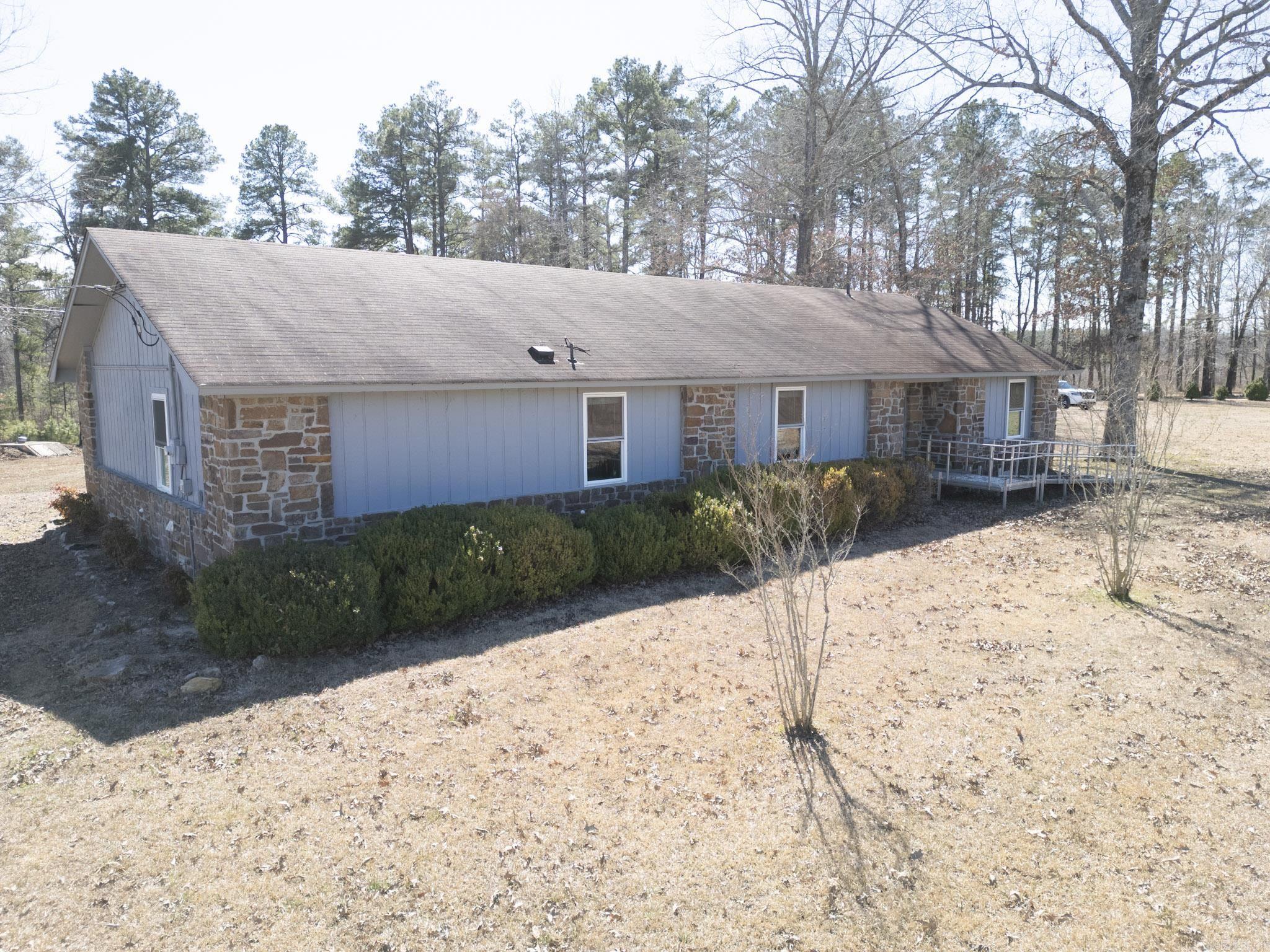 2482 Cane Creek Road Star City, AR 71667