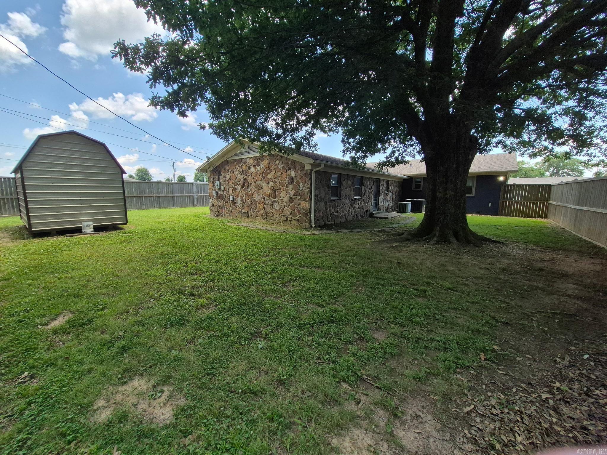 398 BARRY  Wynne, AR