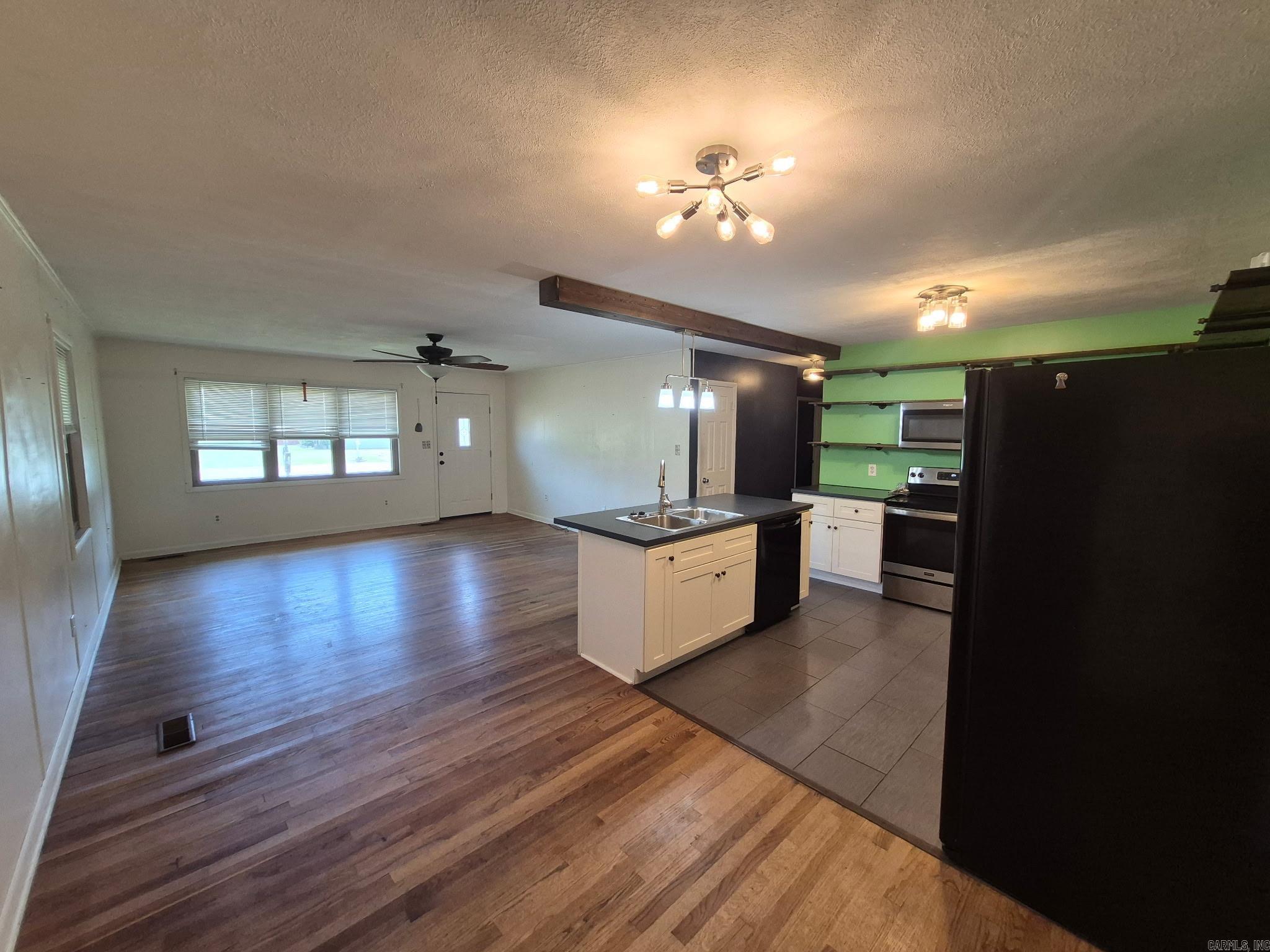 398 BARRY  Wynne, AR